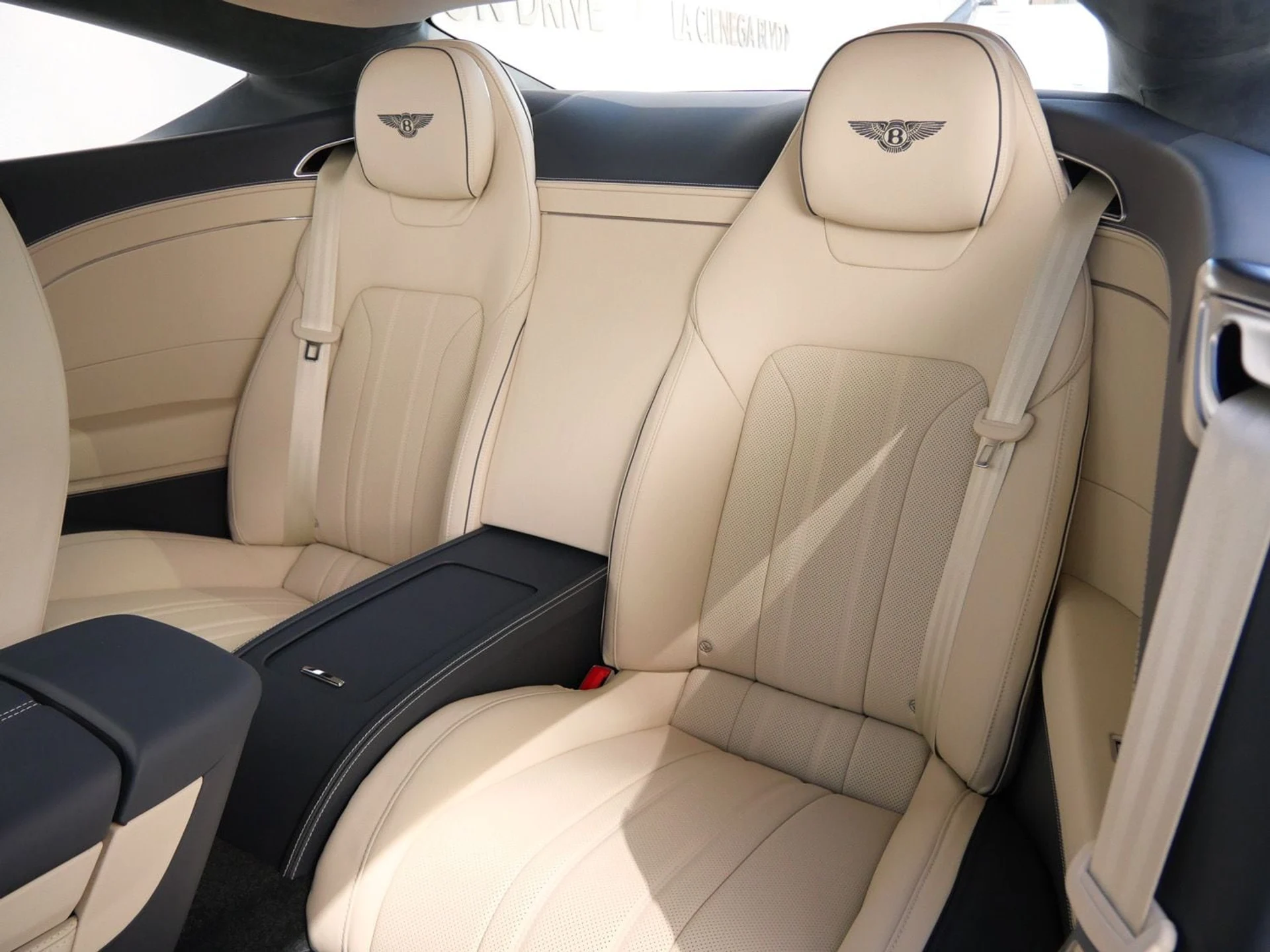 mph018_196330591_2e778736a9b0bbc8872a76c0e5bdea1ex_ee08d1a219