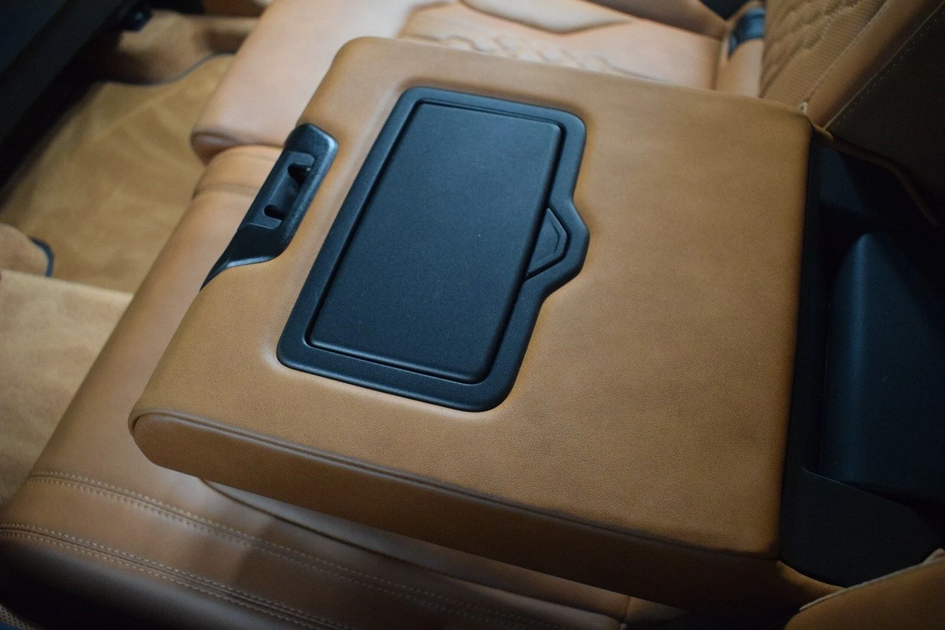 mph018_1966575557_06daeecc030cda9ae8b05521e4baca79x_861fd26624