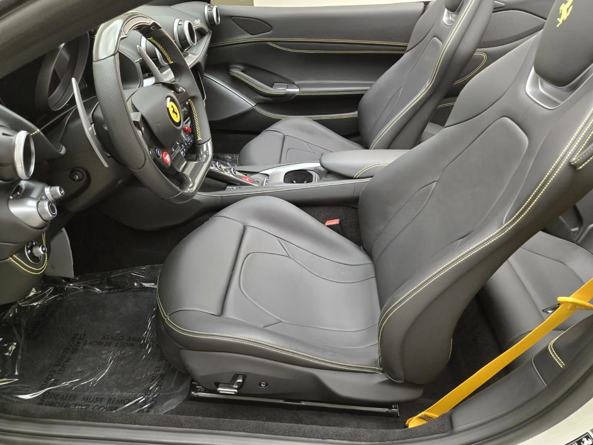 mph018_1968579368_Used_2023_Ferrari_Portofino_1757488882_5a748a1c09