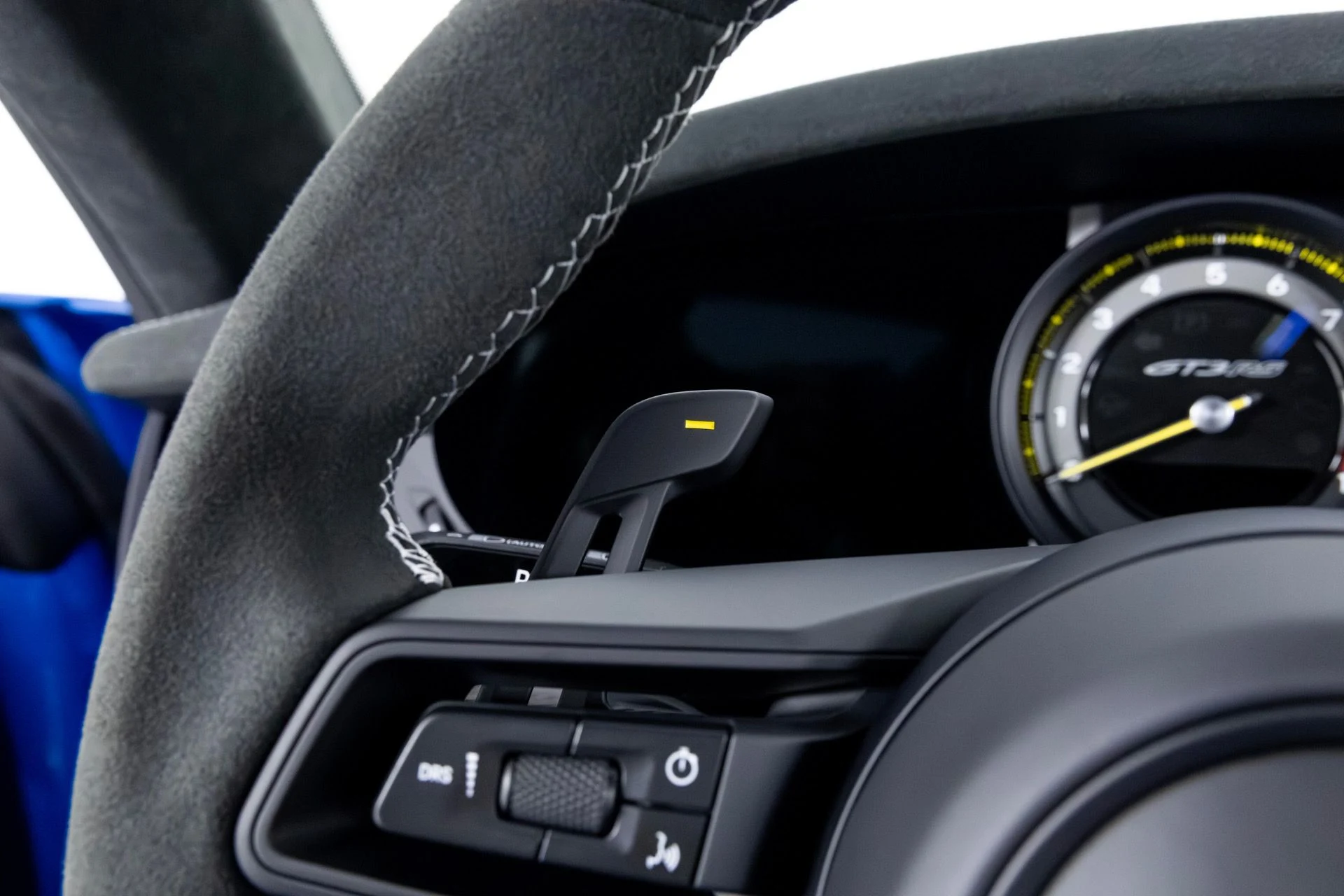 mph018_1969453238_Used_2025_Porsche_911_GT_3_RS_1765482741_3d0f07eb6e