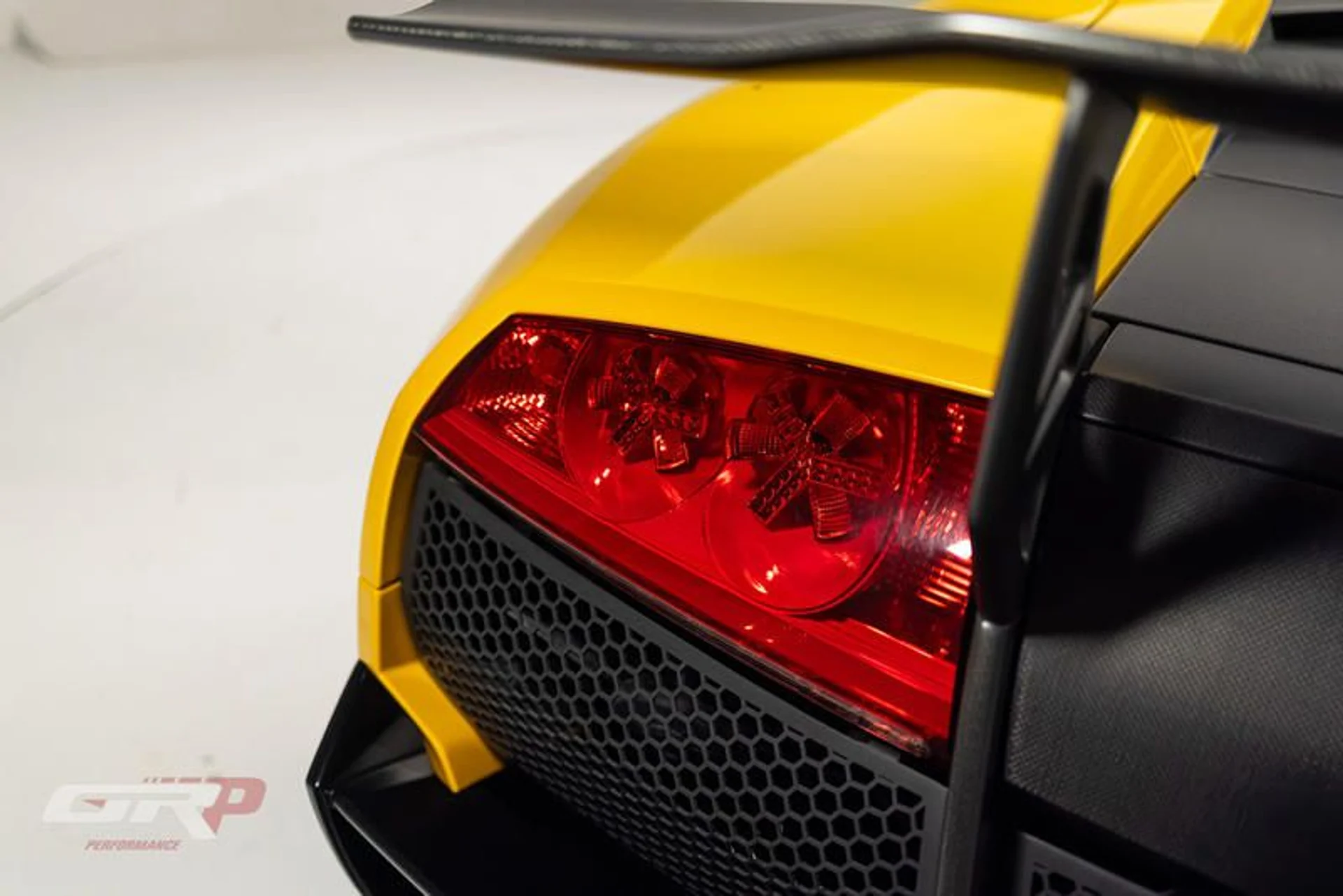 mph018_1975779421_C7_A5_F92_E_E51_F_4_C66_921_F_7_F4_F905_CFBB_6_9484ae61b6