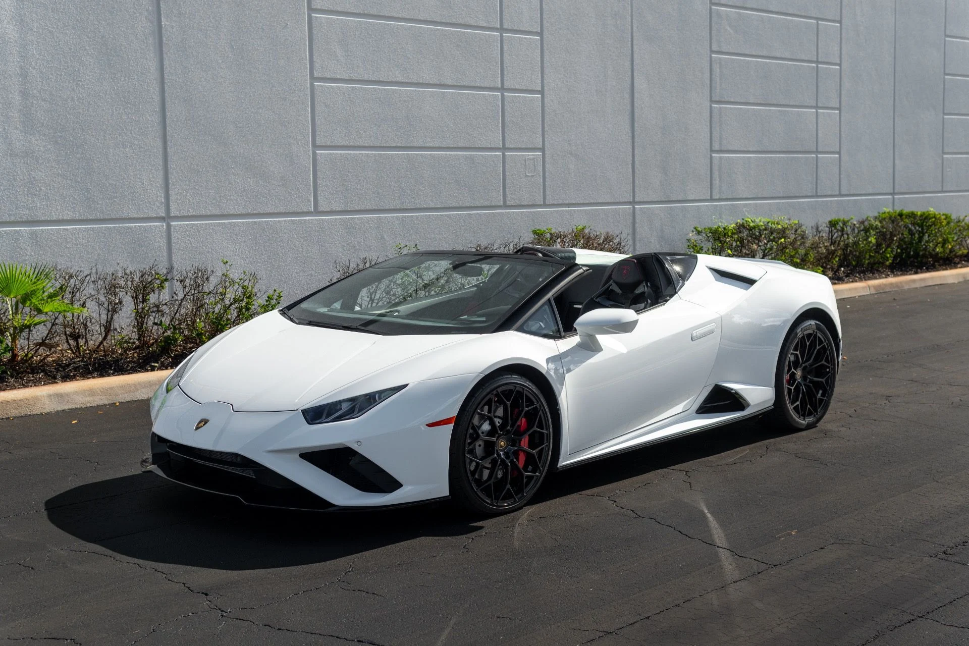 mph018_1984625664_Used_2021_Lamborghini_Huracan_EVO_Spyder_1766013013_5b0cfbc6ad