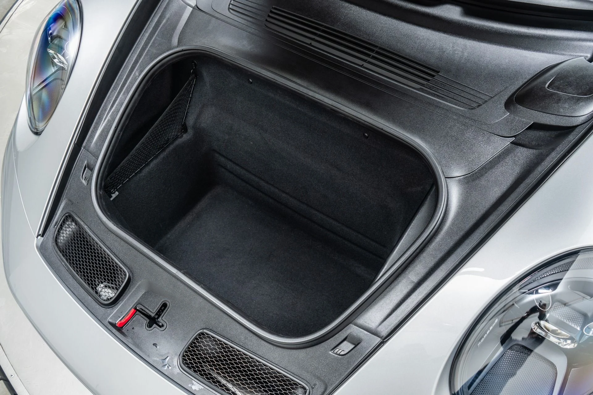 mph018_1984682051_Used_2022_Porsche_911_GT_3_Touring_1772824679_61b0f363a3