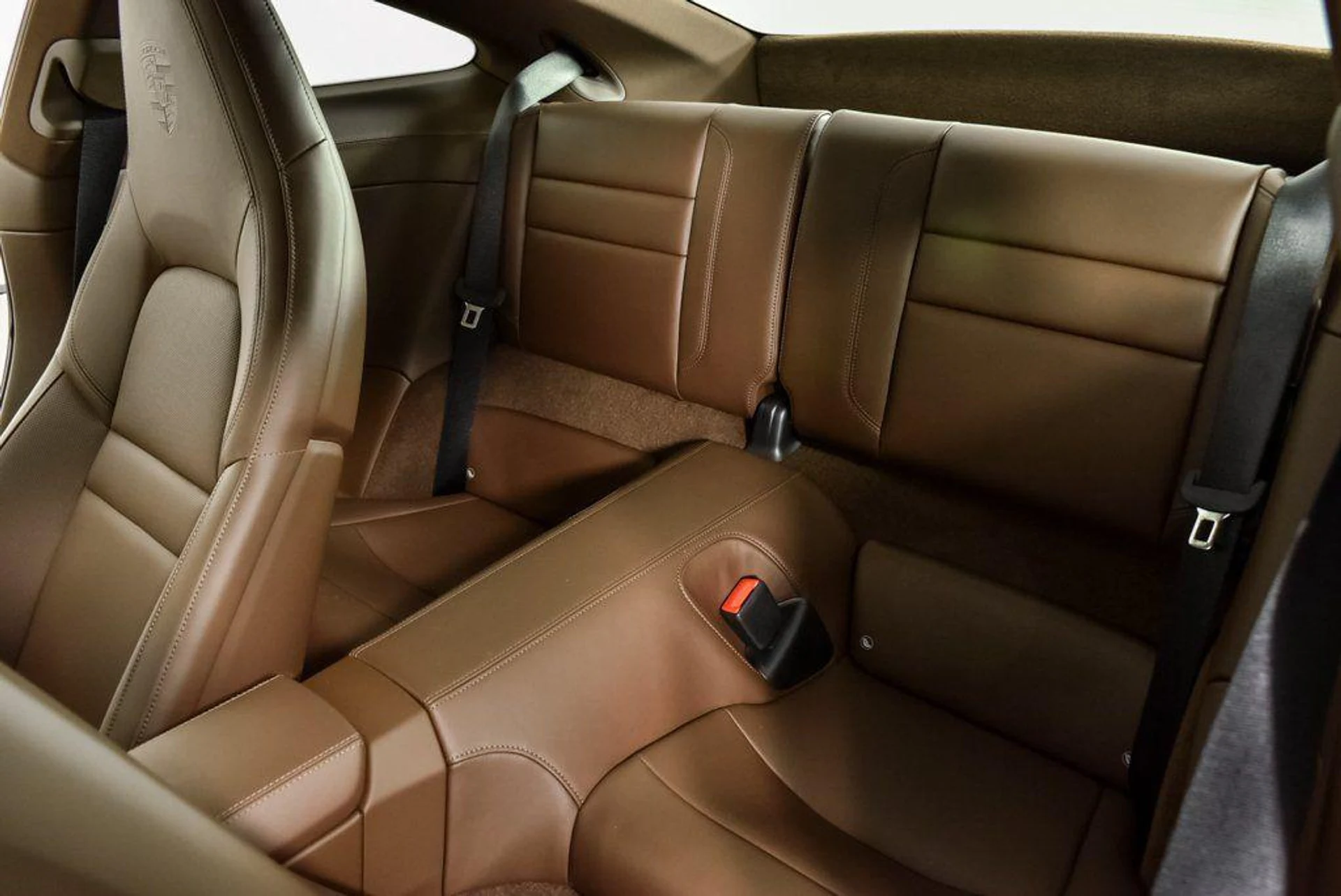 mph018_1987563326_i0_Dld_T_Xs5us_U_Ufn_K0_T_Ph_Ms_KH_DM_e977a2a54a