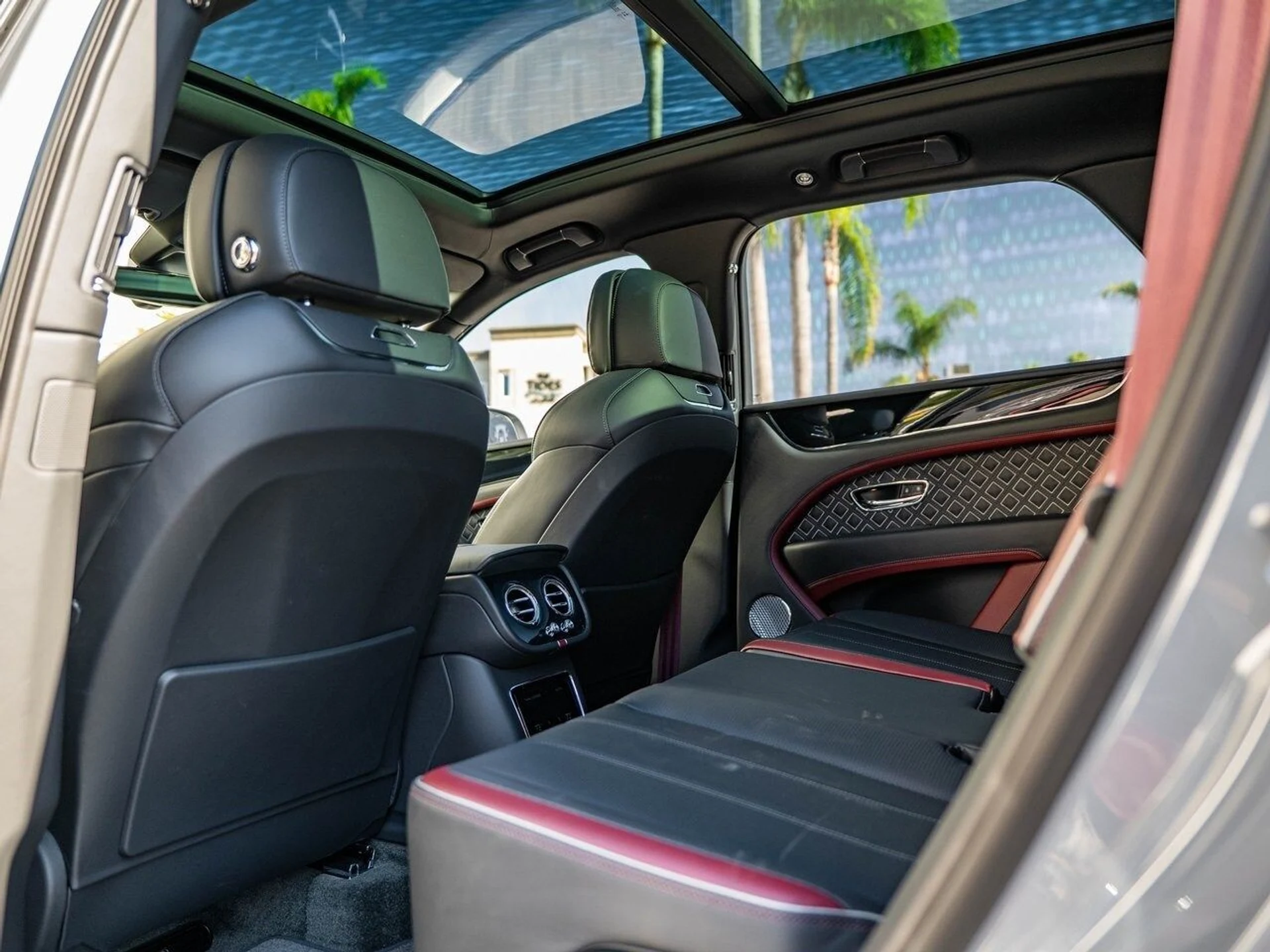 mph018_1995378365_2677712ee5489cc0b26de896962509e7x_d36c832a7b