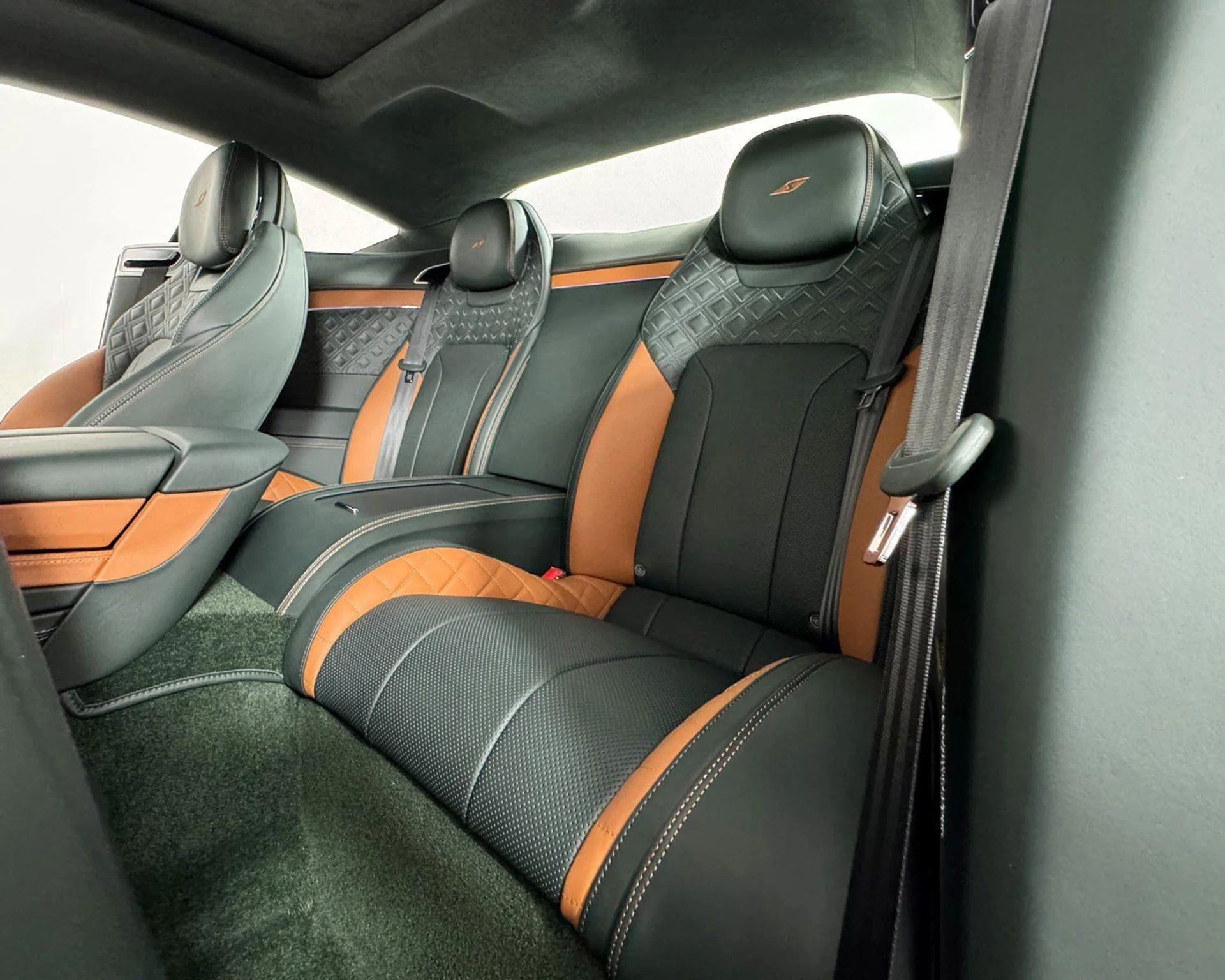 mph018_2000918835_c914df0ce4654ce2a91b1ebdb1d1a506_5b5f8c5c92