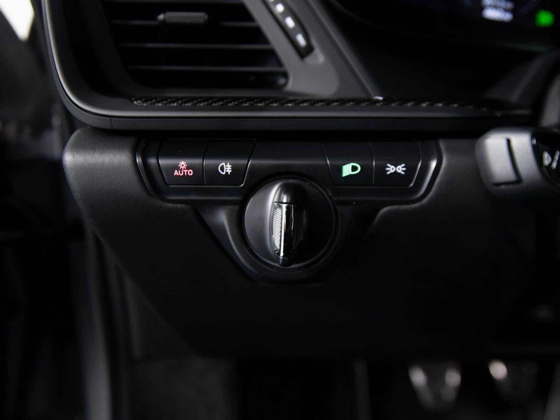 mph018_2001577086_p_Iyfga7o4o9g_IWK_Wh1ihr_Vk3wmk_0606c3241a