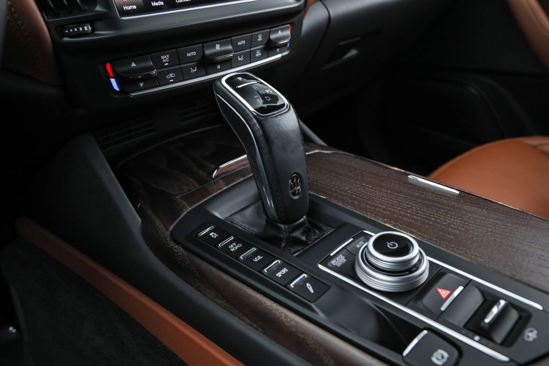 mph018_2002911588_da1fccfd640462fd090f71696895881c_055b8bd598