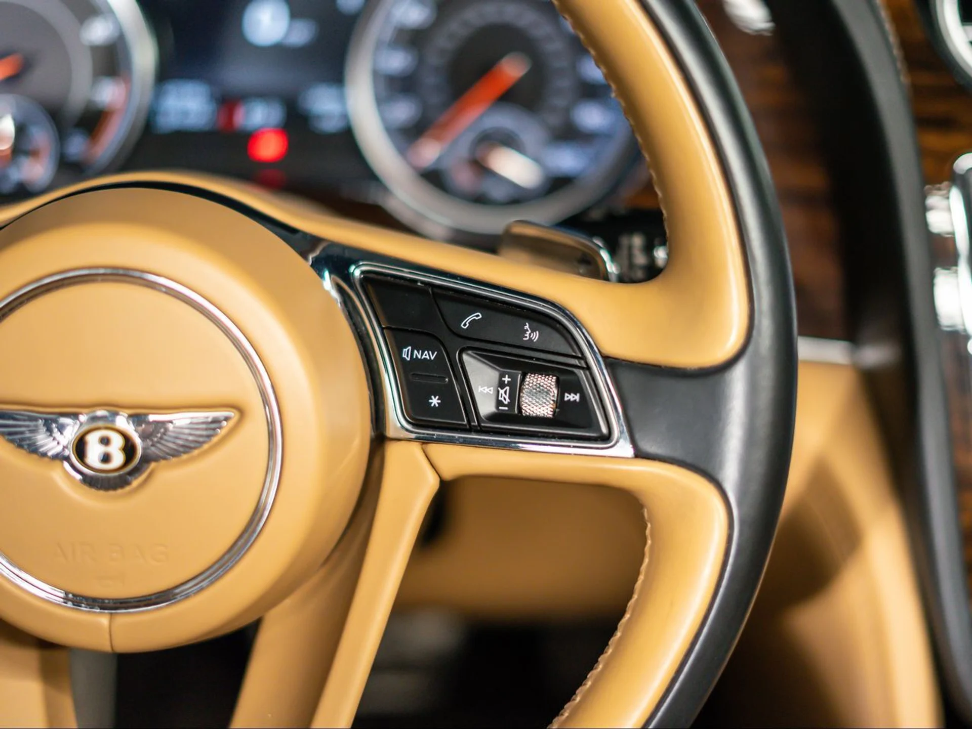 mph018_2017718617_c8f552ccebd3a47609f0bcfd06e9b32b_fc7436be1c