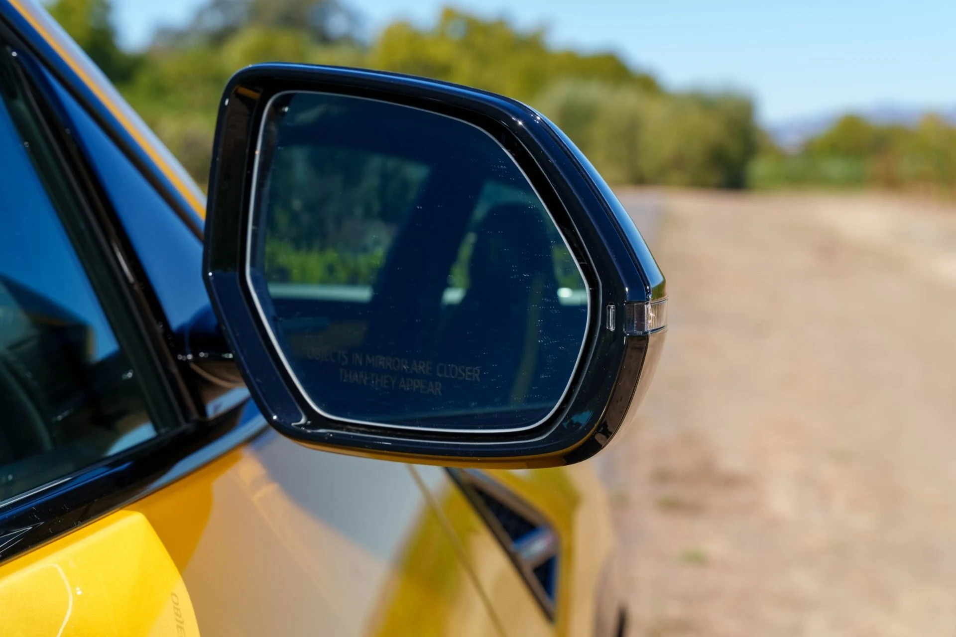 mph018_2029203184_Used_2025_Lamborghini_Urus_SE_1759793227_c6ade9dbca