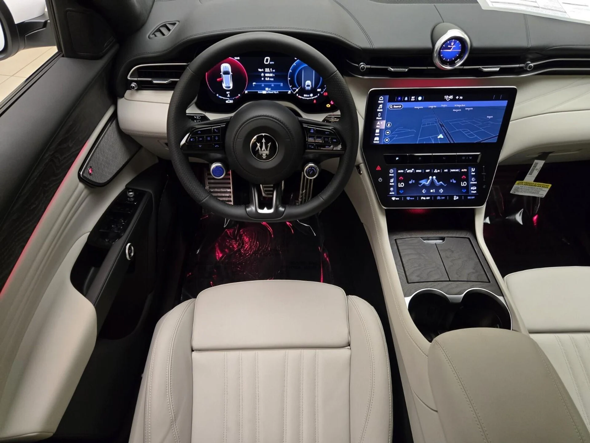 mph018_2029672638_New_2026_Maserati_Grecale_Modena_1778822577_5b2c677439