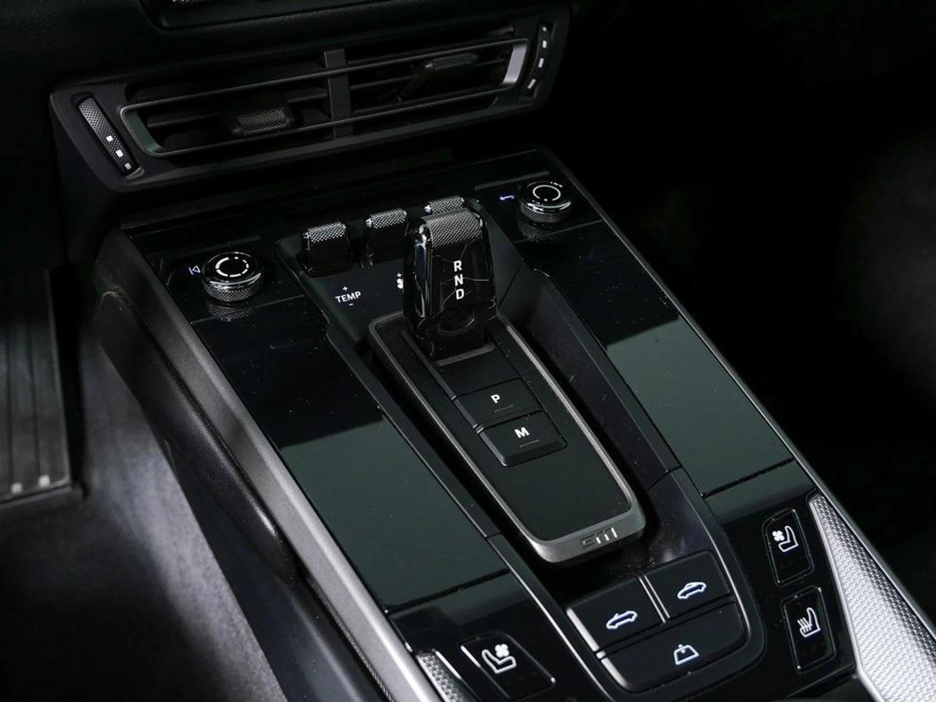 mph018_2029800848_t_Pe_Al_B5v_H_Sy4h7_L_Og6_Ksy_RC_Le3s_e976a2b625