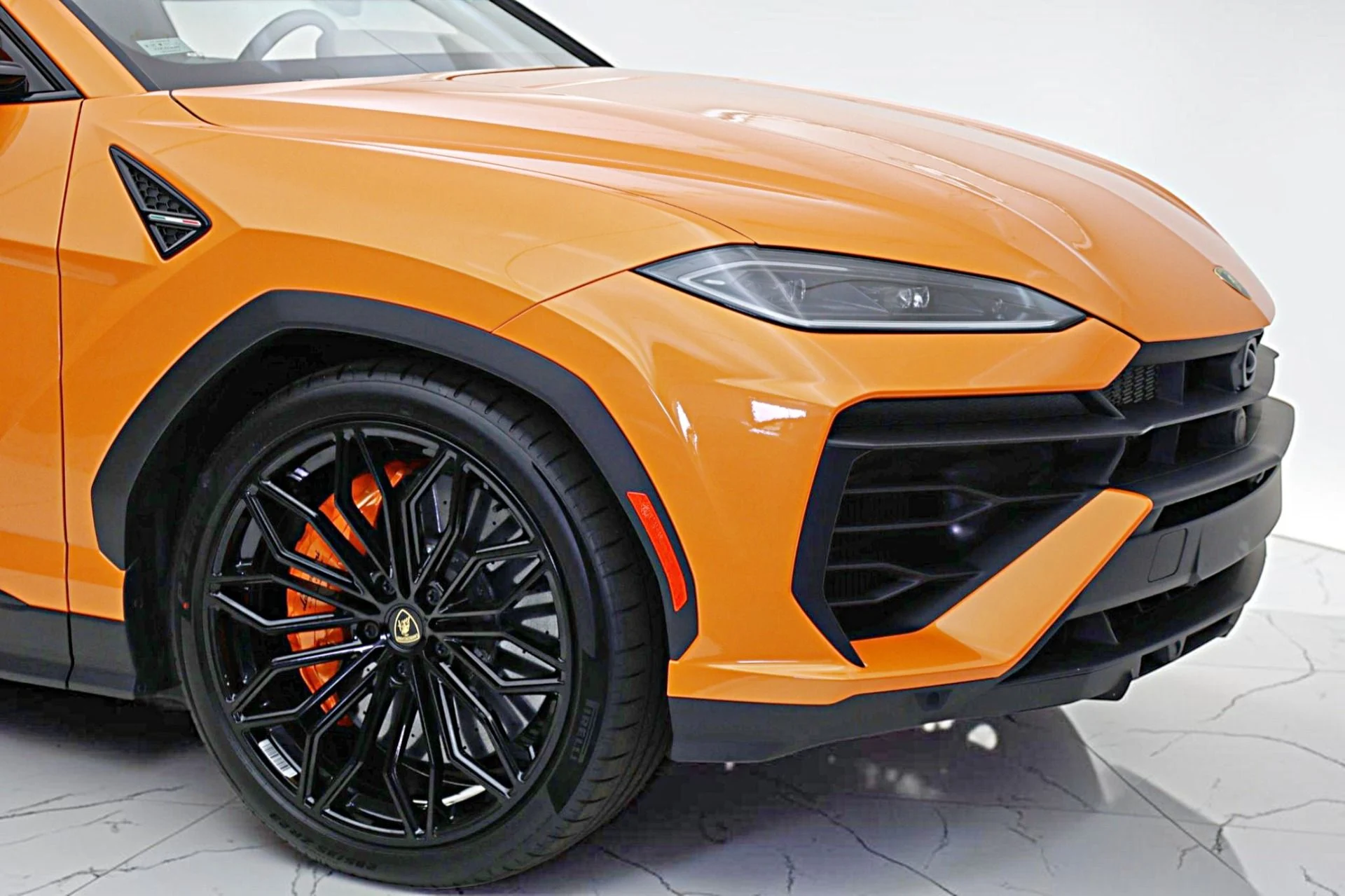 mph018_2033642374_New_2026_Lamborghini_Urus_SE_c365864acb