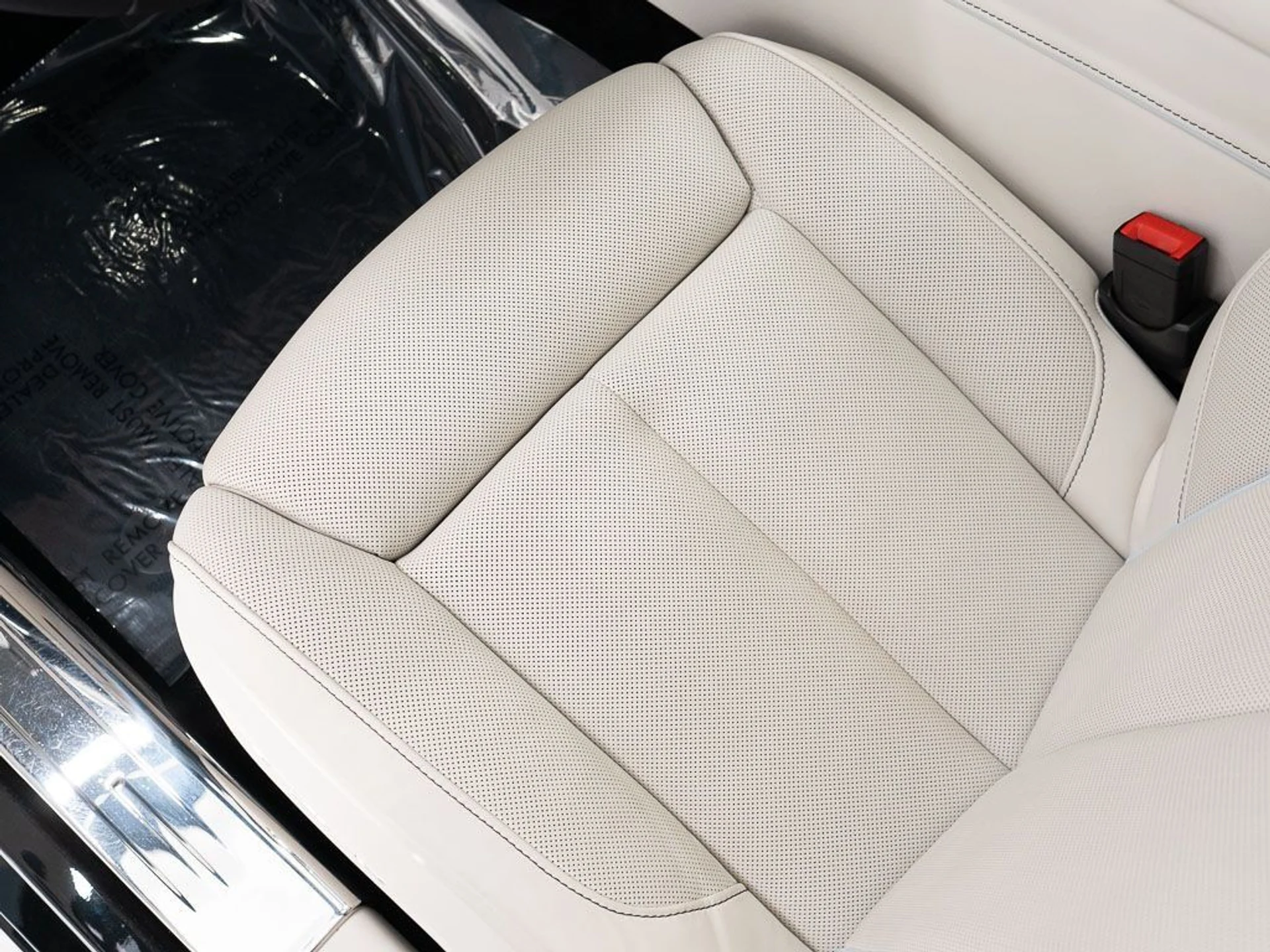 mph018_203557946_697a9d21cd141e38affe77f220fd3f18_1d043d0453