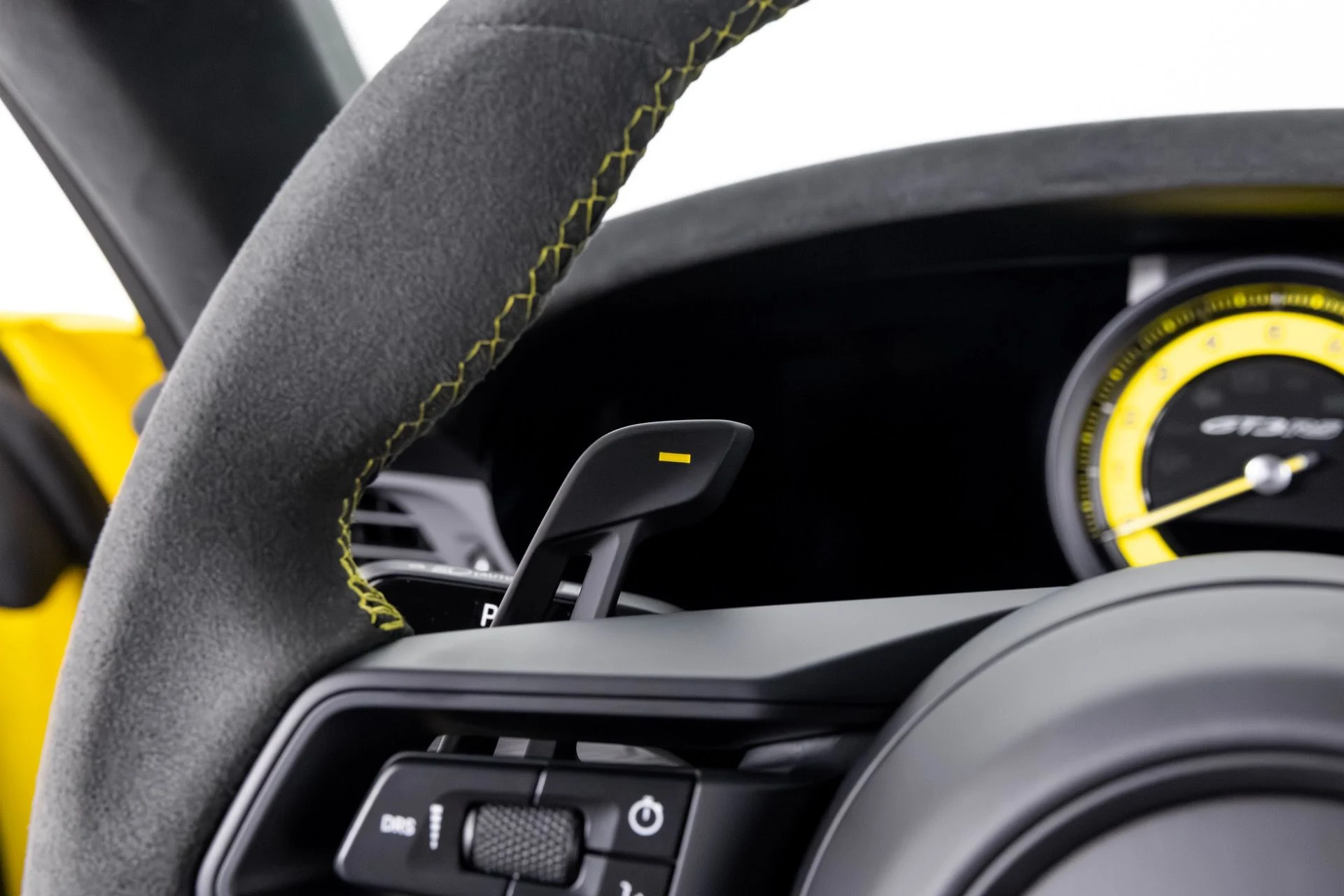 mph018_2040153331_Used_2024_Porsche_911_GT_3_RS_1770767530_f6bb49d747