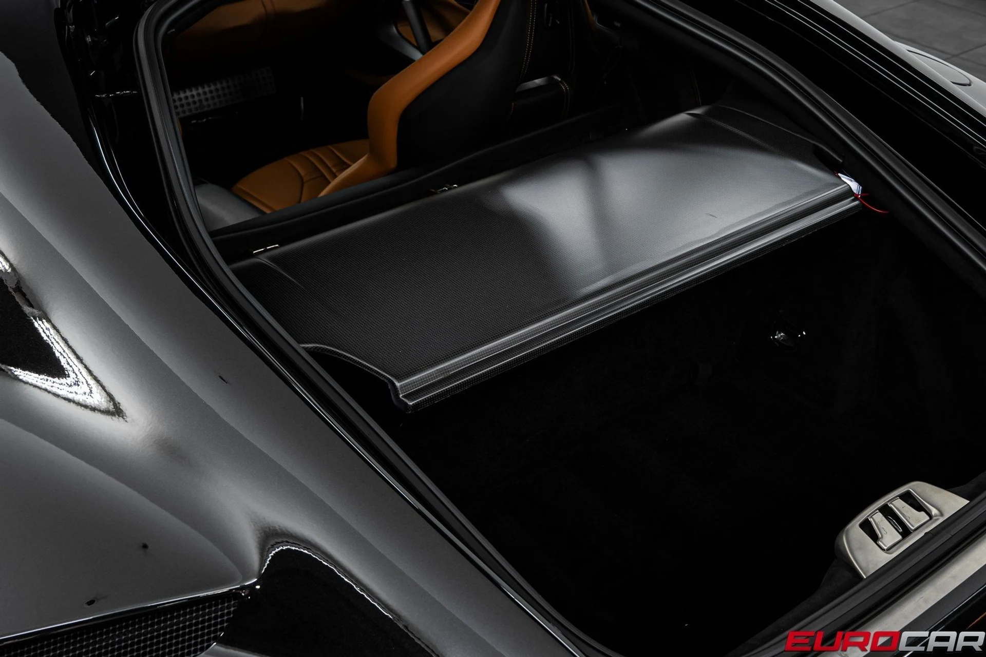 mph018_2044032104_image_19_c6f49bcd63