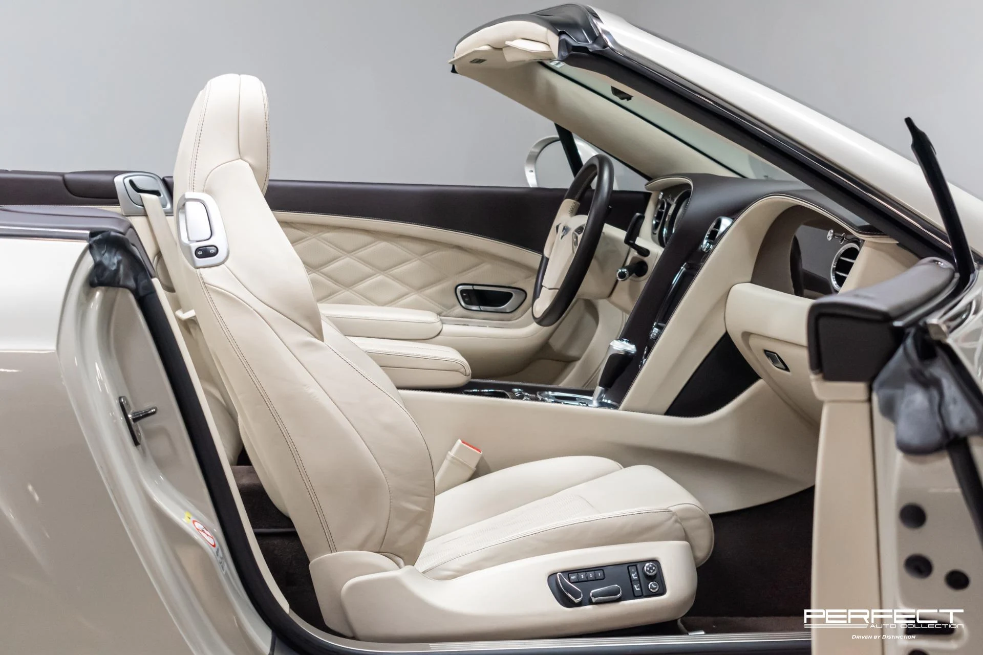 mph018_2045536947_Used_2013_Bentley_Continental_GTC_1715271600_b2f4a73275