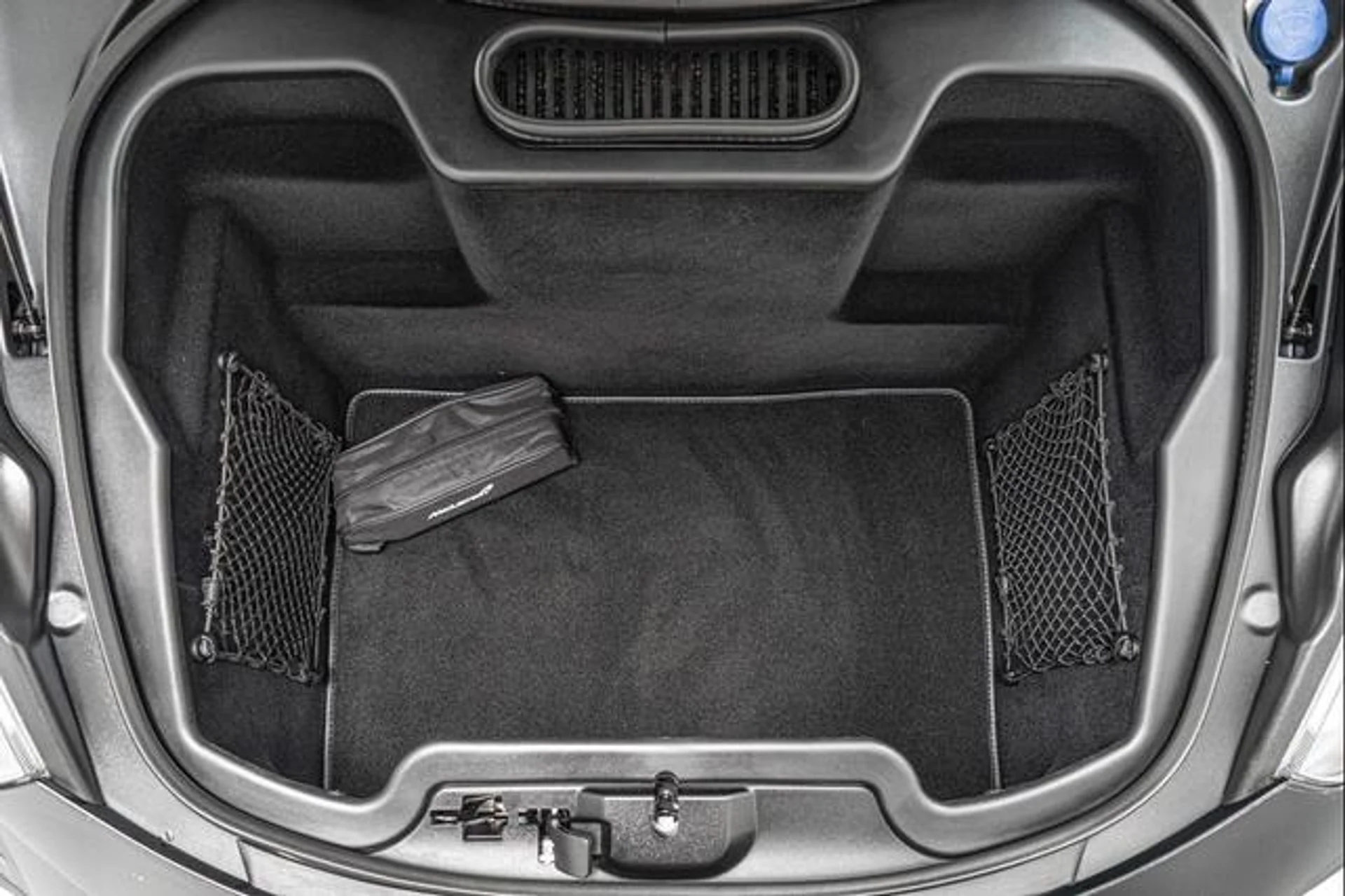 mph018_2061107565_O_Hzqc2sv_w_EQR_1cemib_Z_Rl_Z43yk_bf1946ed5a