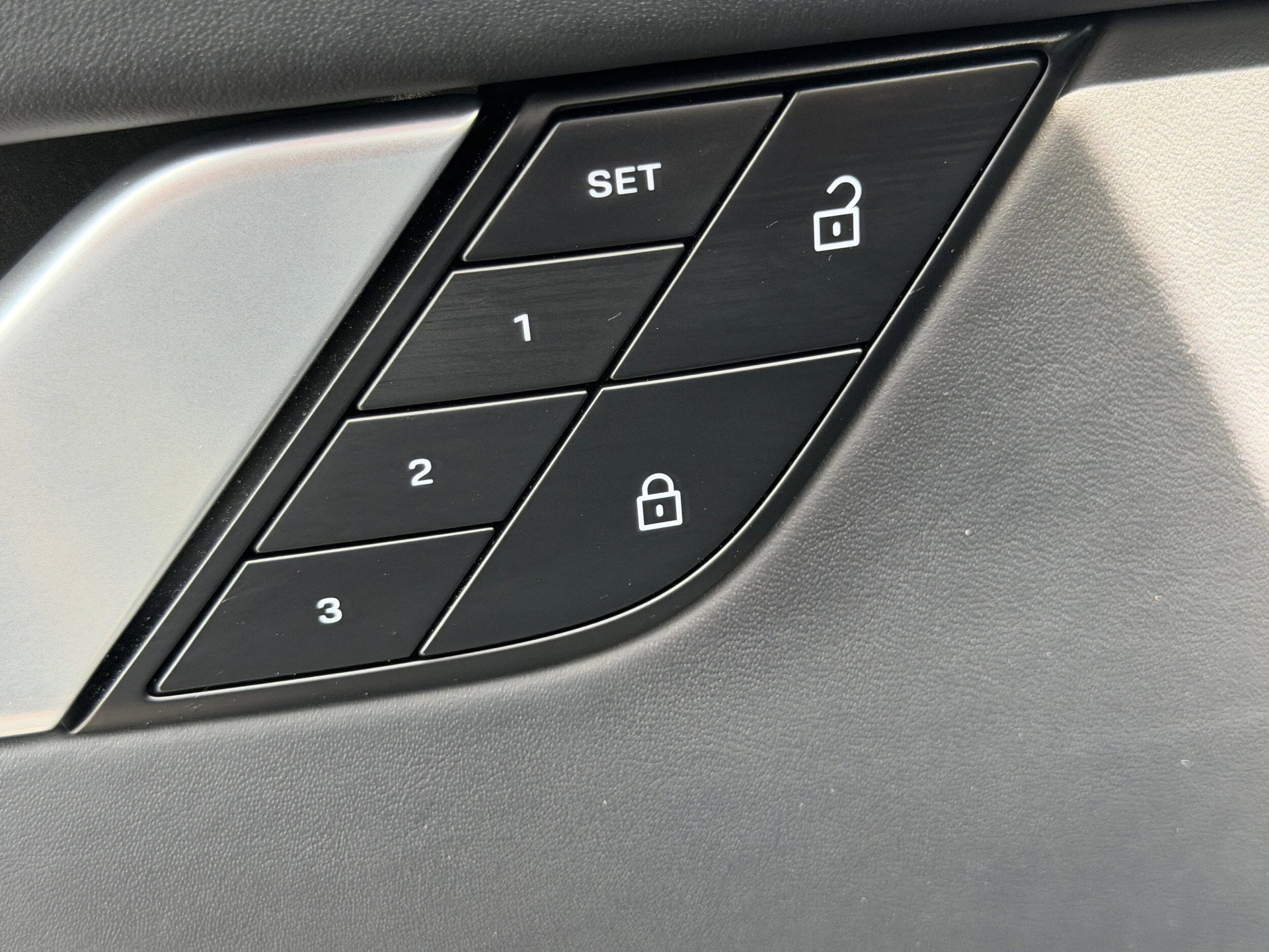 mph018_2061356229_3f999ffca4fd42ad50cd2b6ea96a9f1ex_2b487cd7c0