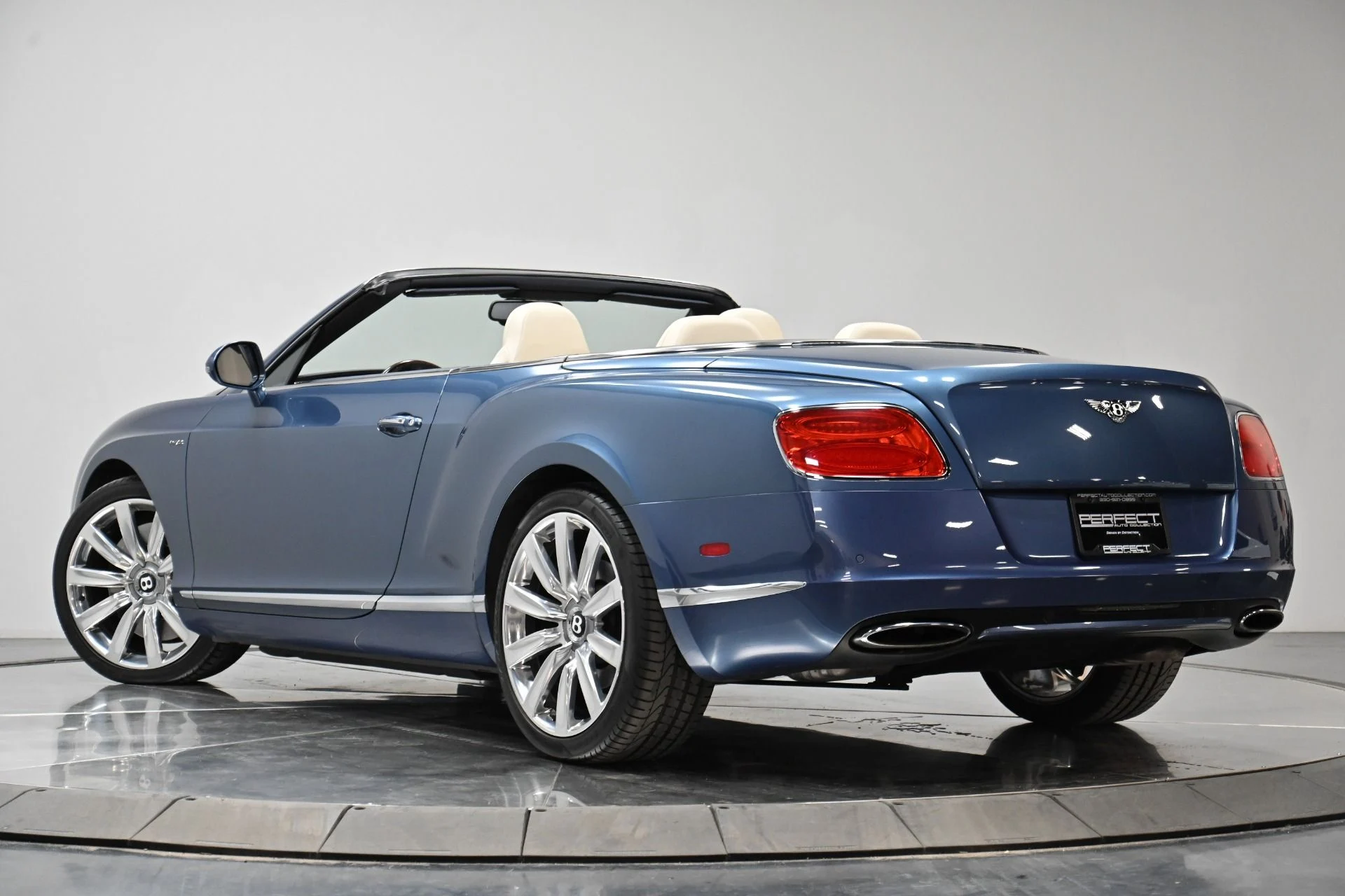 mph018_2061756550_Used_2014_Bentley_Continental_GTC_1751561855_67c5ddc420