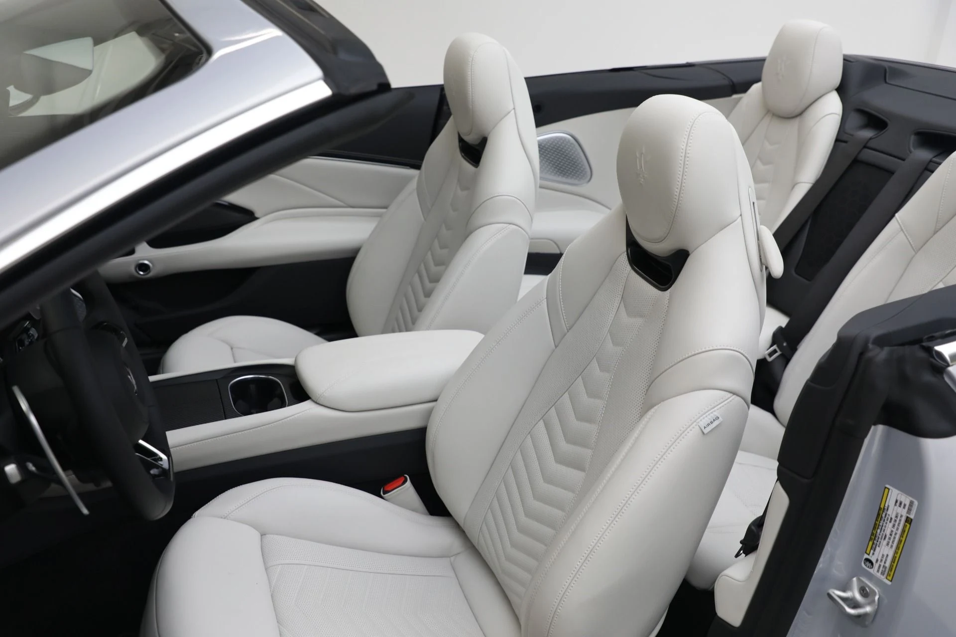 mph018_2065260377_New_2026_Maserati_Gran_Cabrio_Modena_1760557805_b989ba17a7