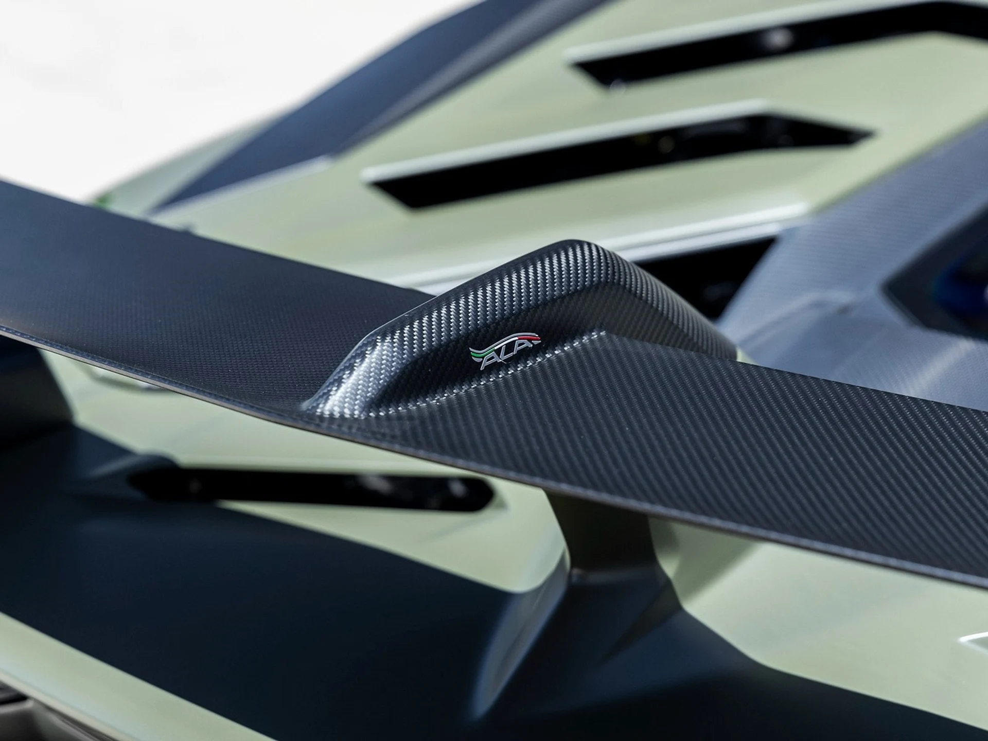 mph018_2065764538_19_43ac89dbb8