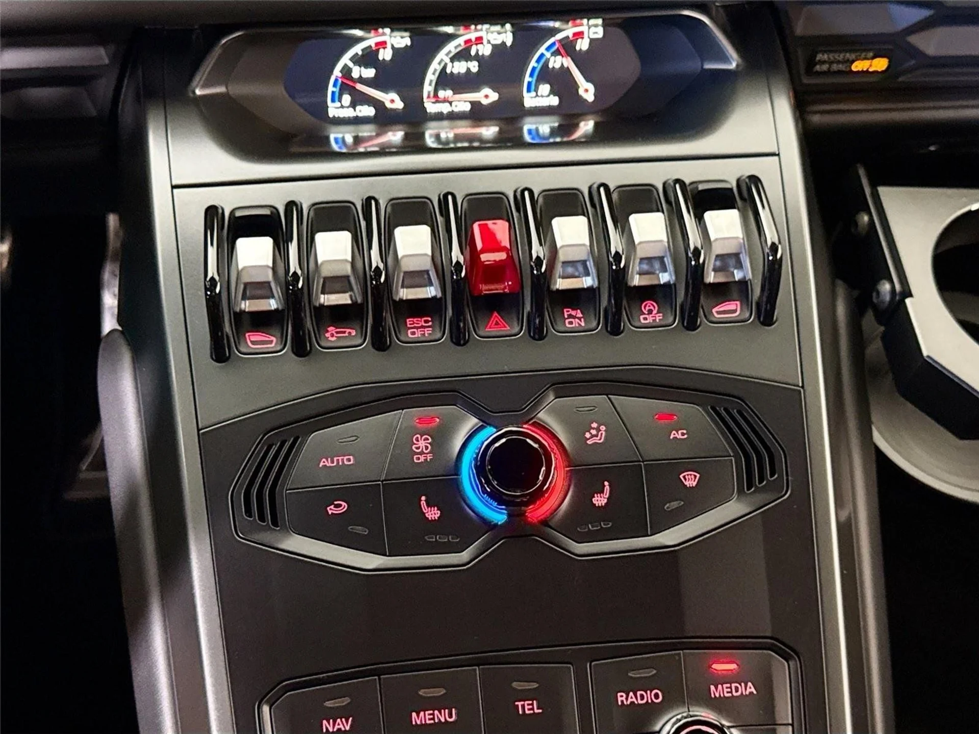 mph018_206606080_8967ce9b5428fda6e18f6ca21774ab89_6ea7bf2fc2