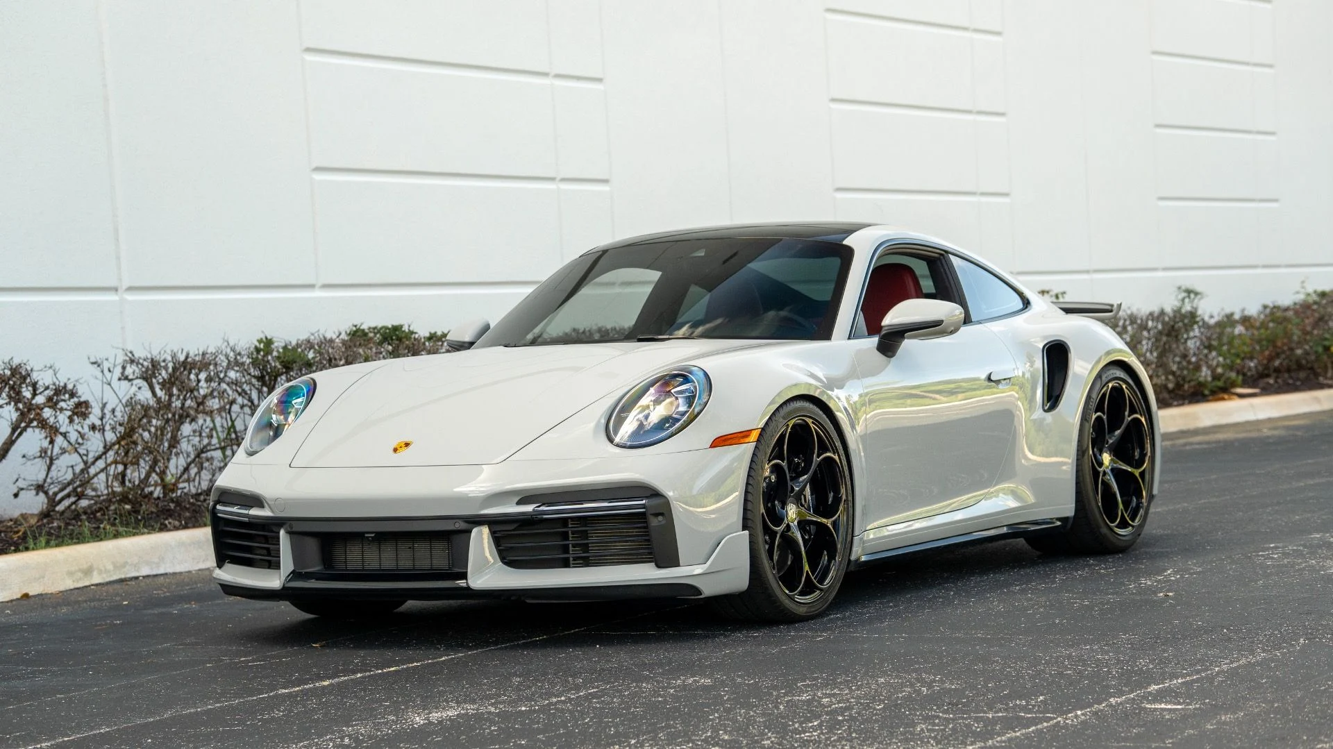 mph018_2088527448_Used_2022_Porsche_911_Turbo_S_1753978712_d94b748b28