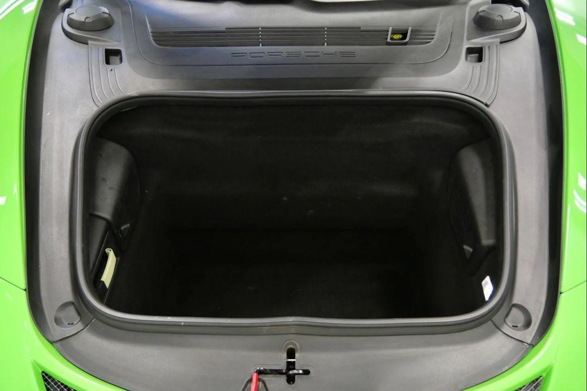 mph018_2092068736_fpa_FWI_Tn_X3wb_Yd_P_9_bs_Rav6_D_M_c8469adccf