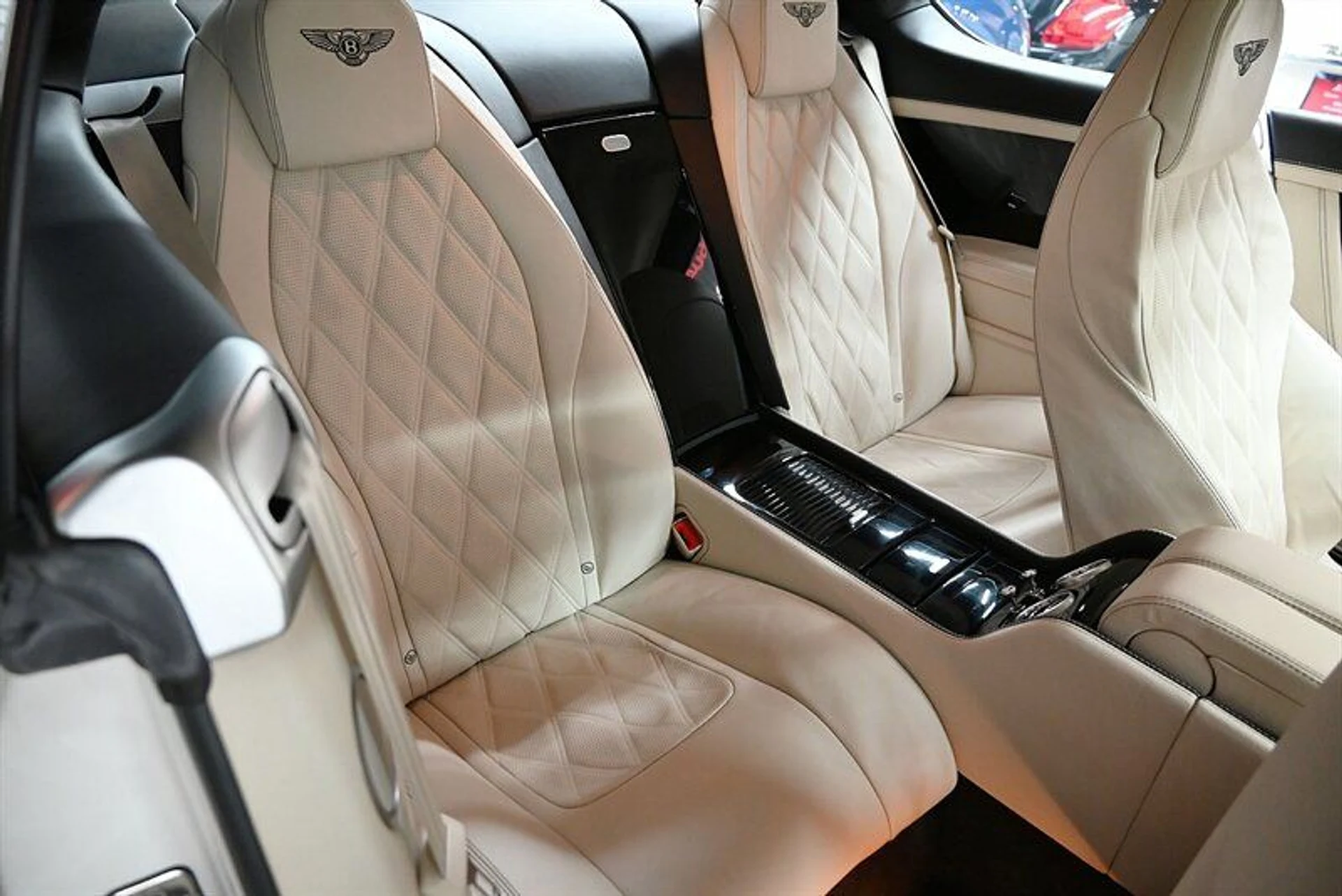 mph018_2092547324_4614d4ad4d_800_9e8e42c9c9