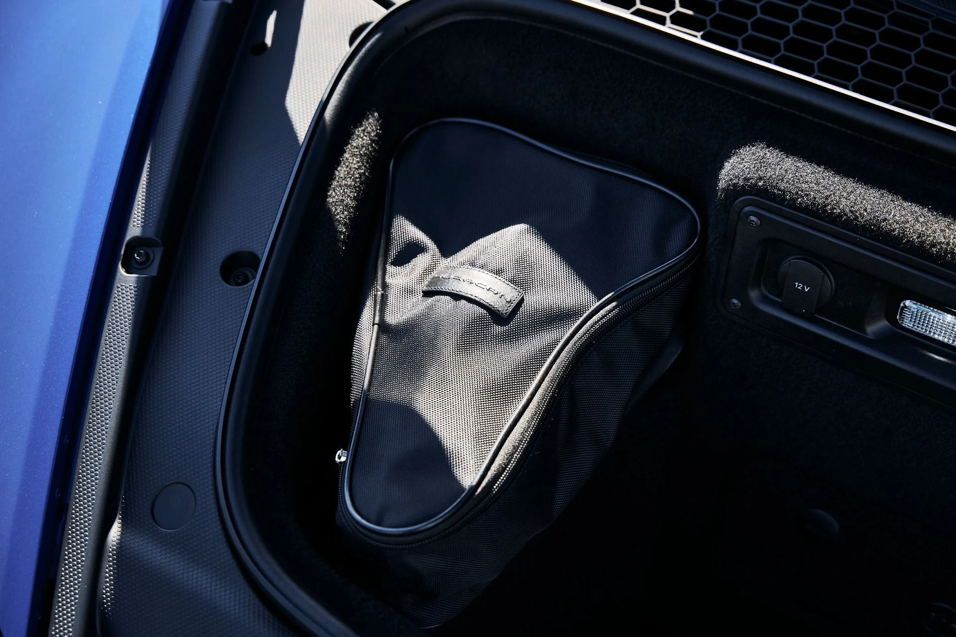 mph018_2092559241_Used_2023_Lamborghini_Huracan_Tecnica_Base_1774403148_844f082322