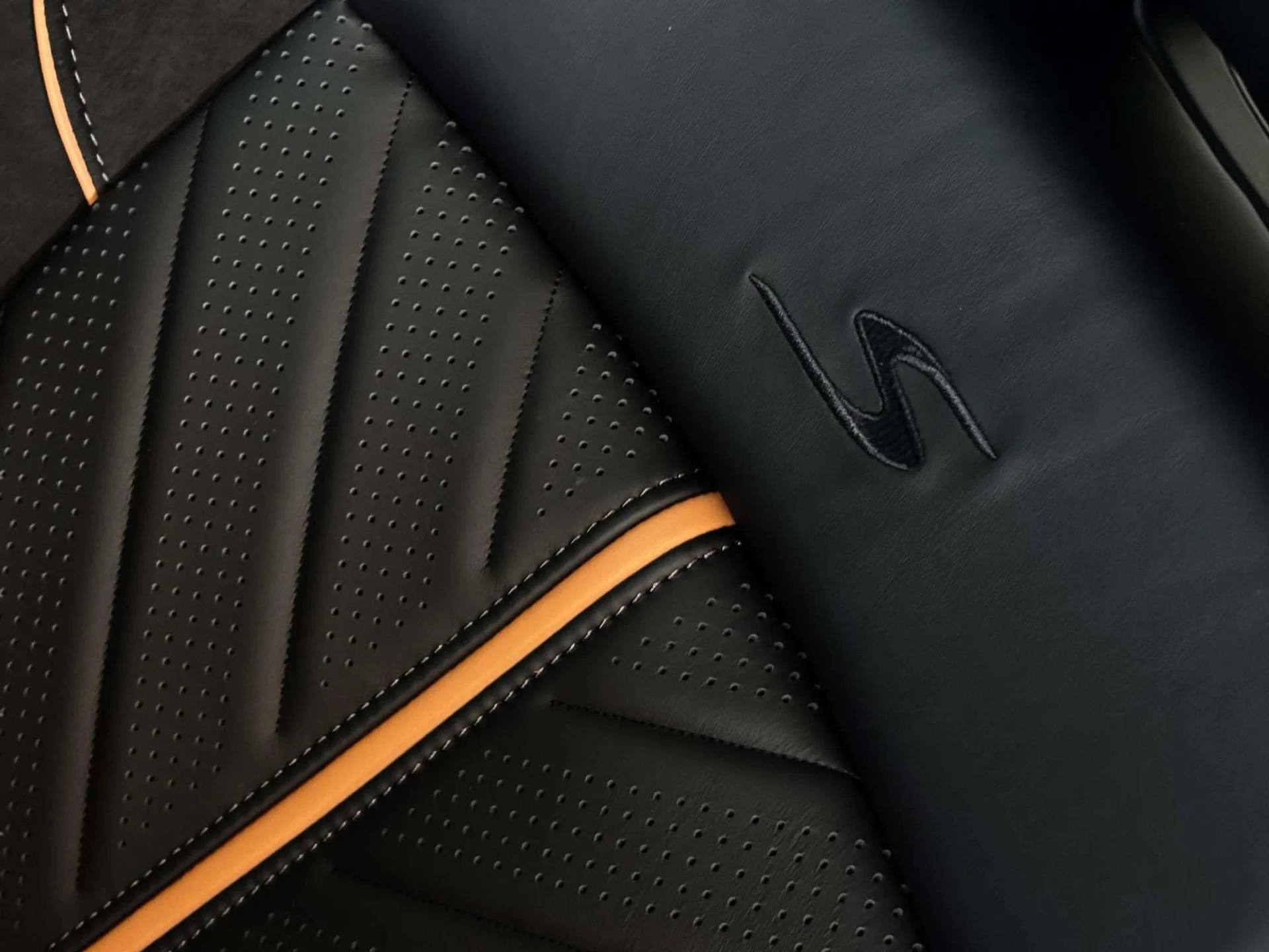 mph018_2097893569_4cd6a897_112b_4111_9b63_587fc6ab5807_df14c19d1b