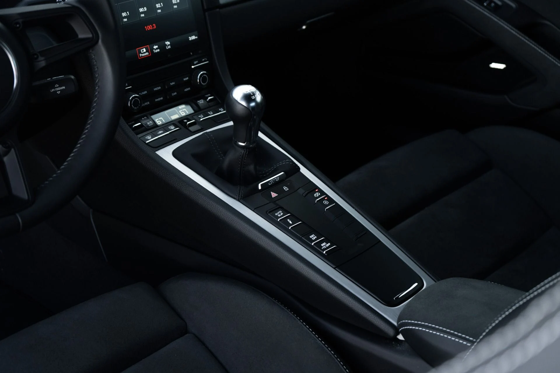 mph018_2105604851_Used_2022_Porsche_718_Cayman_GT_4_1773698341_d15b7d01e1