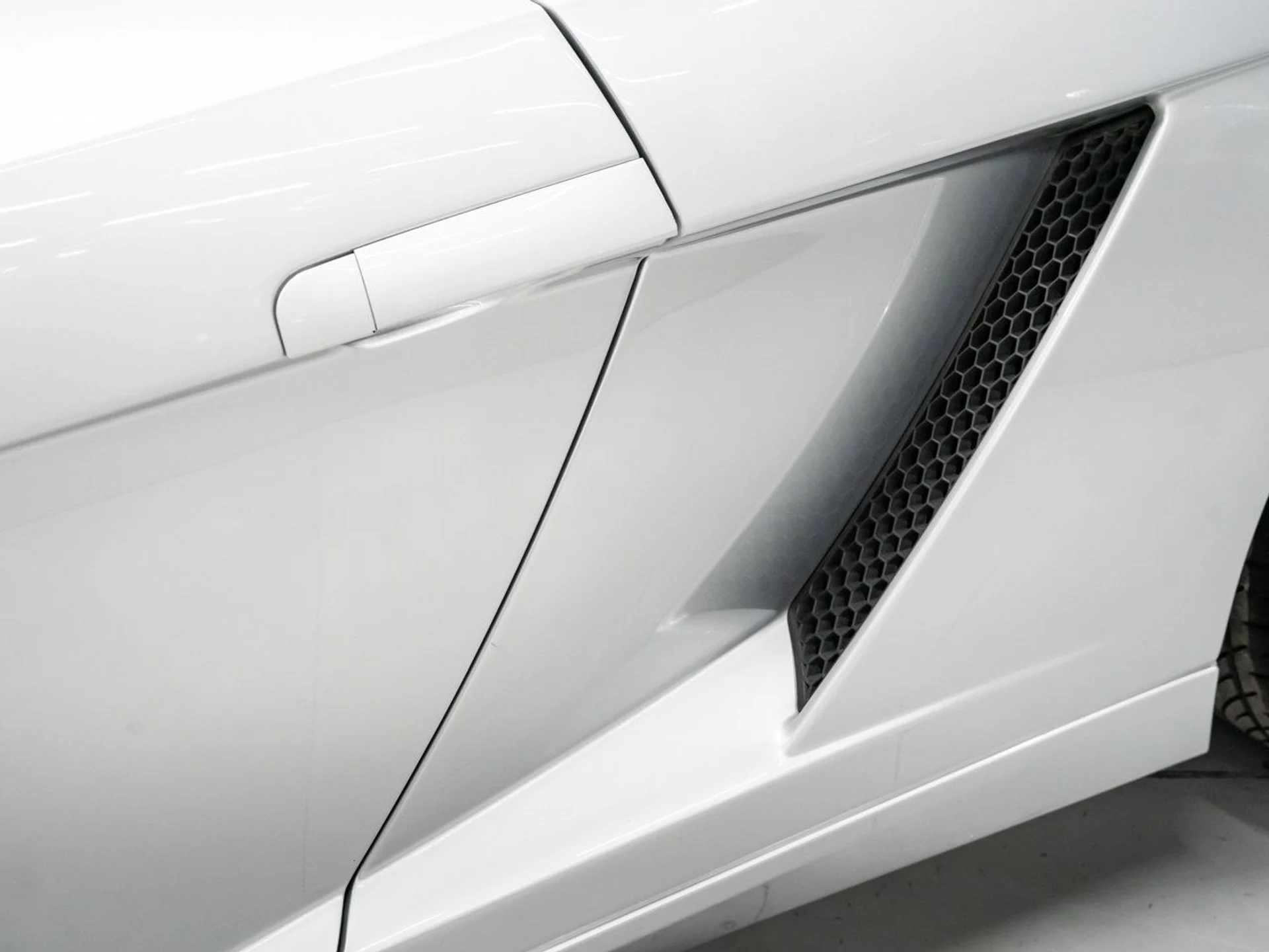 mph018_210877541_lamborghini_gallardo_2004_f9066eb88a