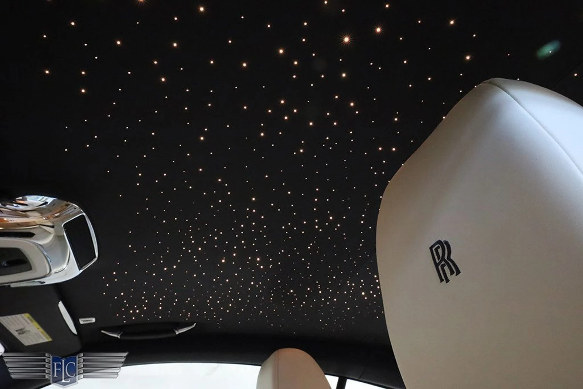 mph018_210983605_used_2019_rolls_royce_wraith_coupe_9689_22959552_19_1024_e11622dd3a