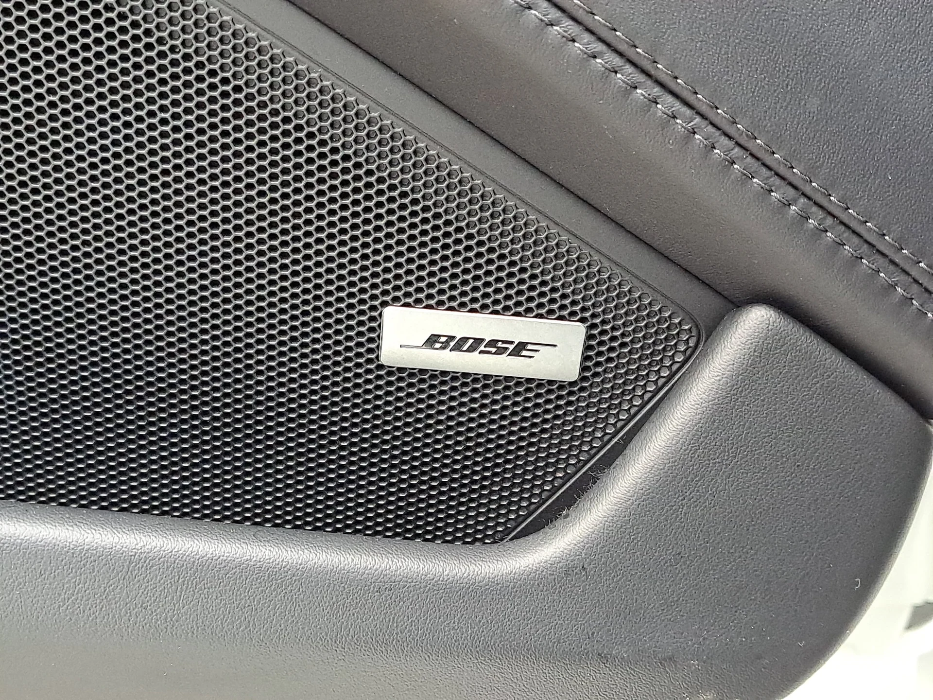 mph018_2110755594_404c8039cb18fe7af974fc78ebccb15bx_017e5e0346