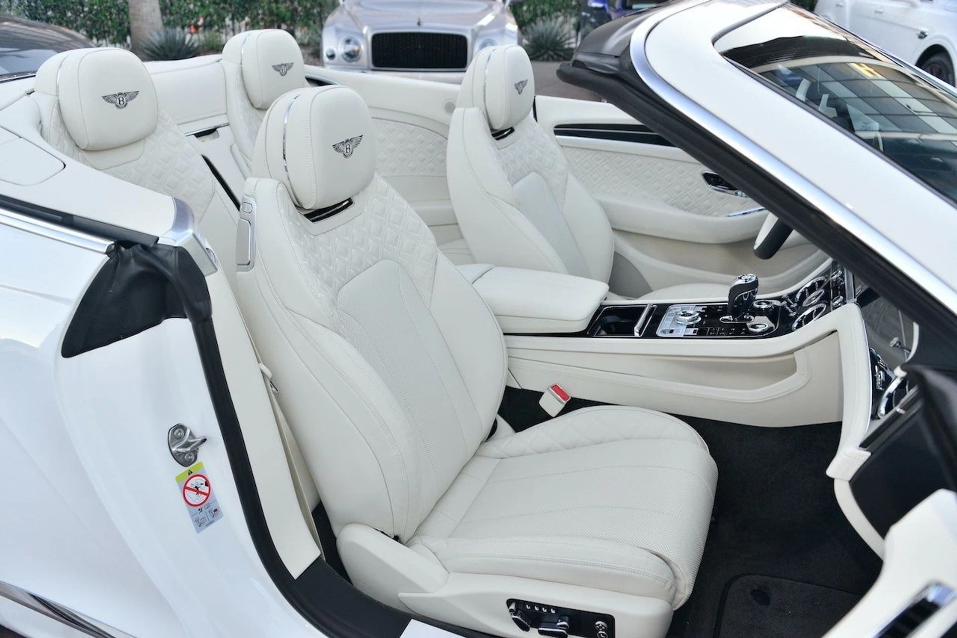 mph018_211371574_d9e6ef1366044959a46f6194137f5c22x_7743428707