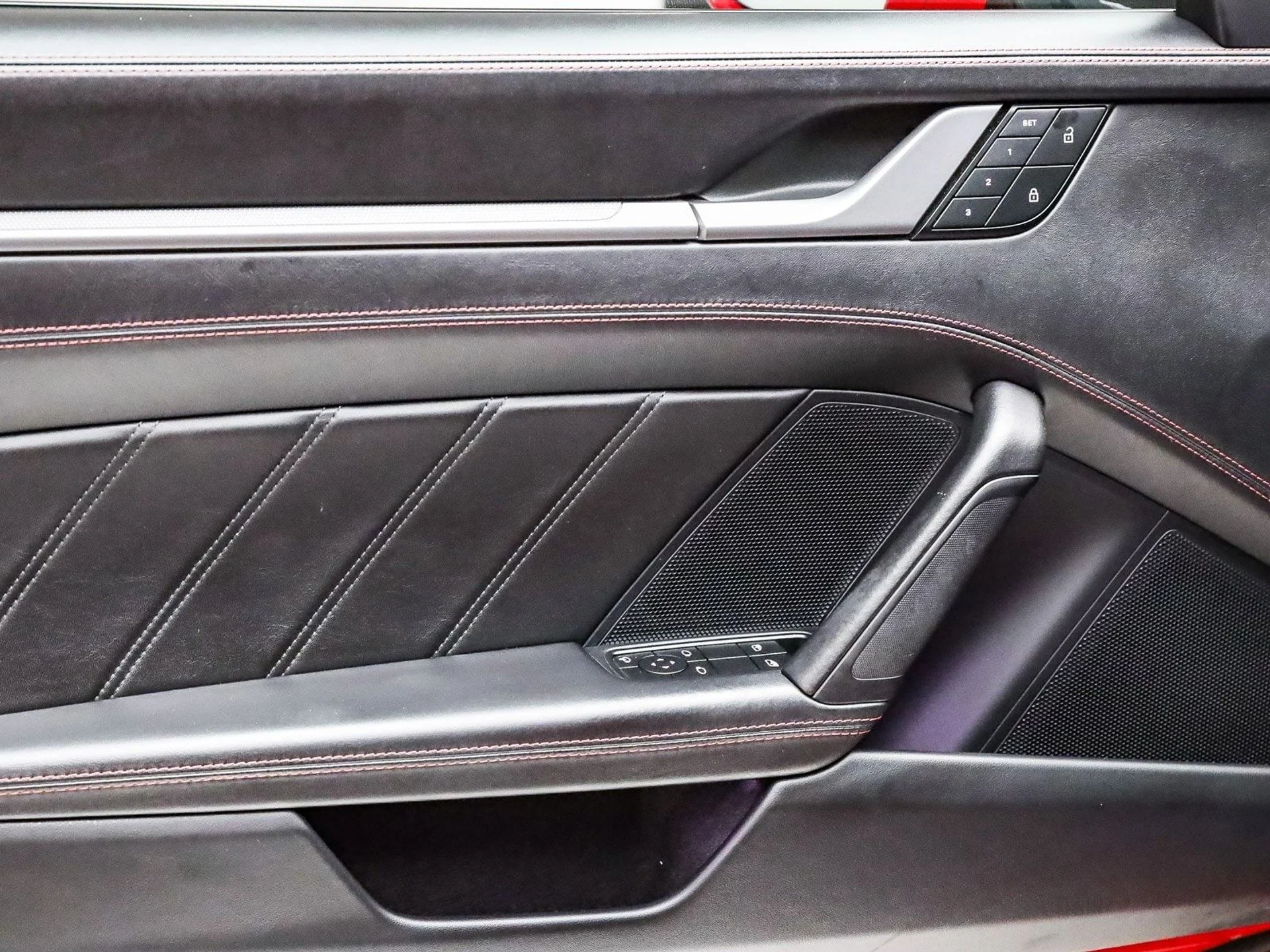 mph018_212051103_087429b0f0fc2ce655e957f68e8b8386x_c1cb434195