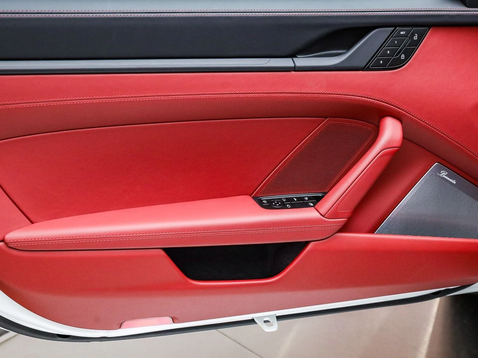 mph018_2121157437_164951aa379aed4e4722d8e75290e7d1x_6ed7c37eda