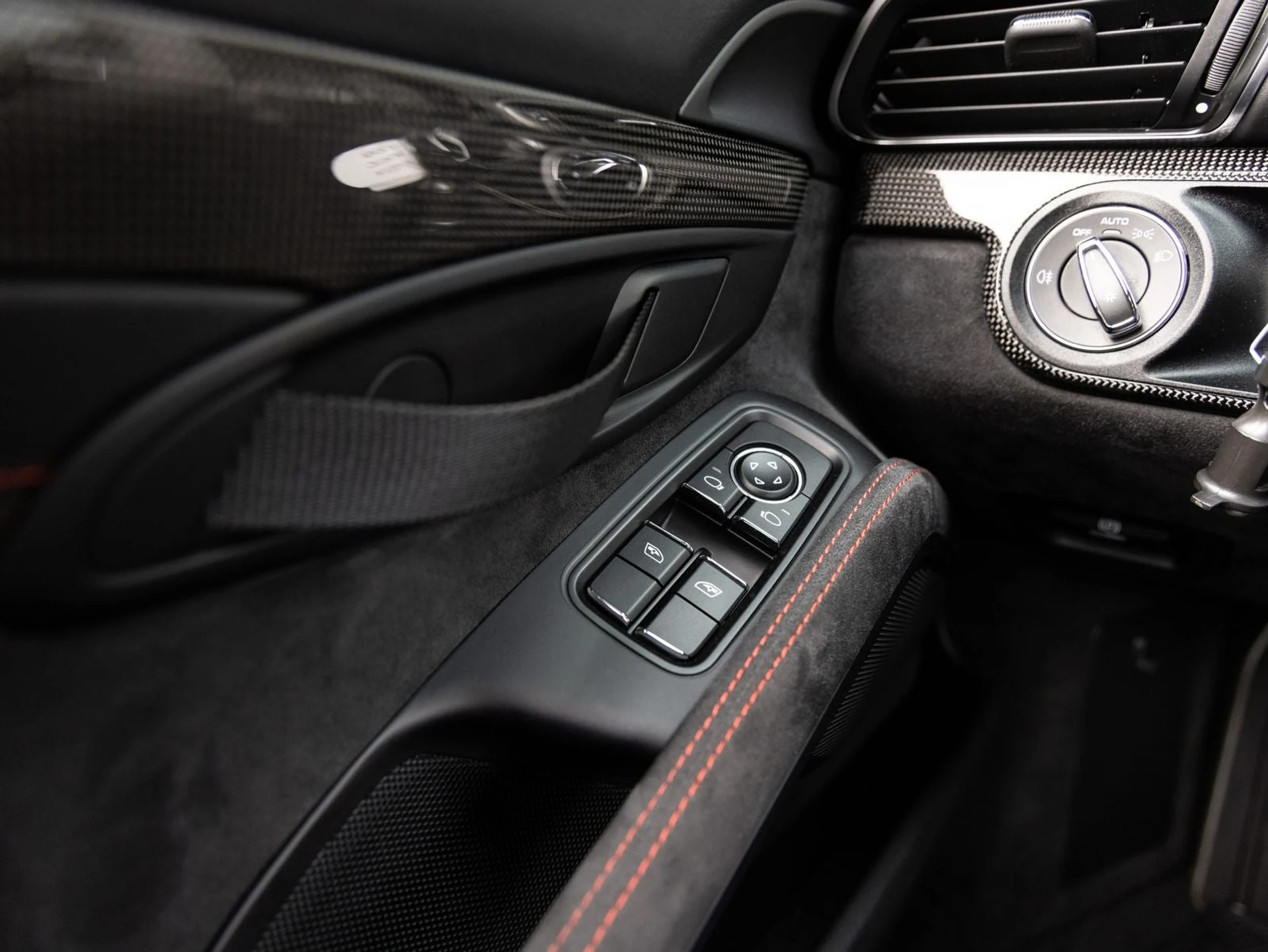 mph018_2121165347_19_45d896b697