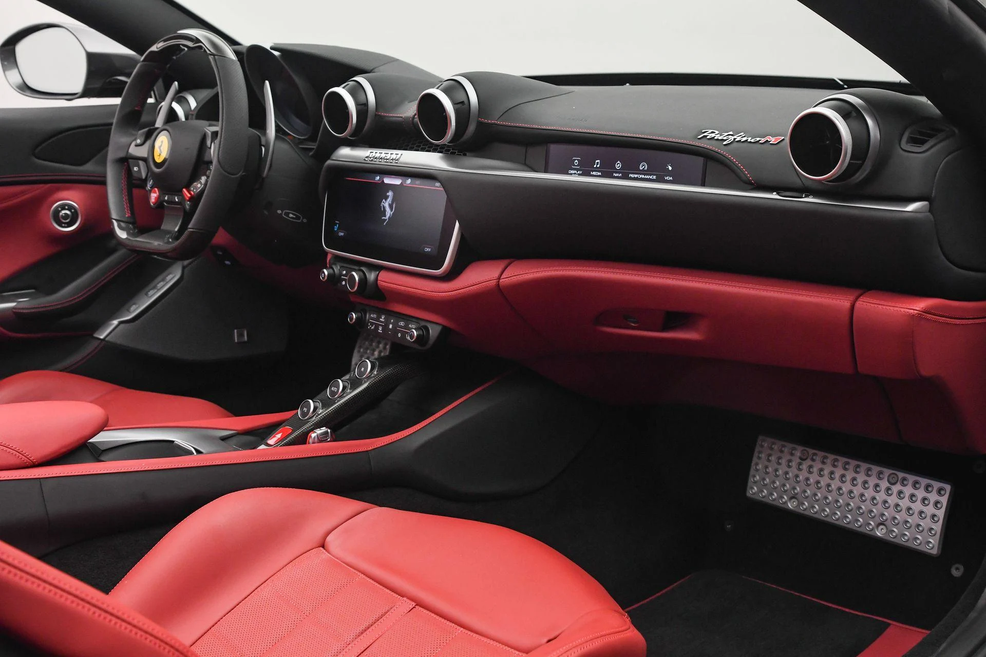 mph018_2123158888_Used_2023_Ferrari_Portofino_M_1757454354_59cc44a97c