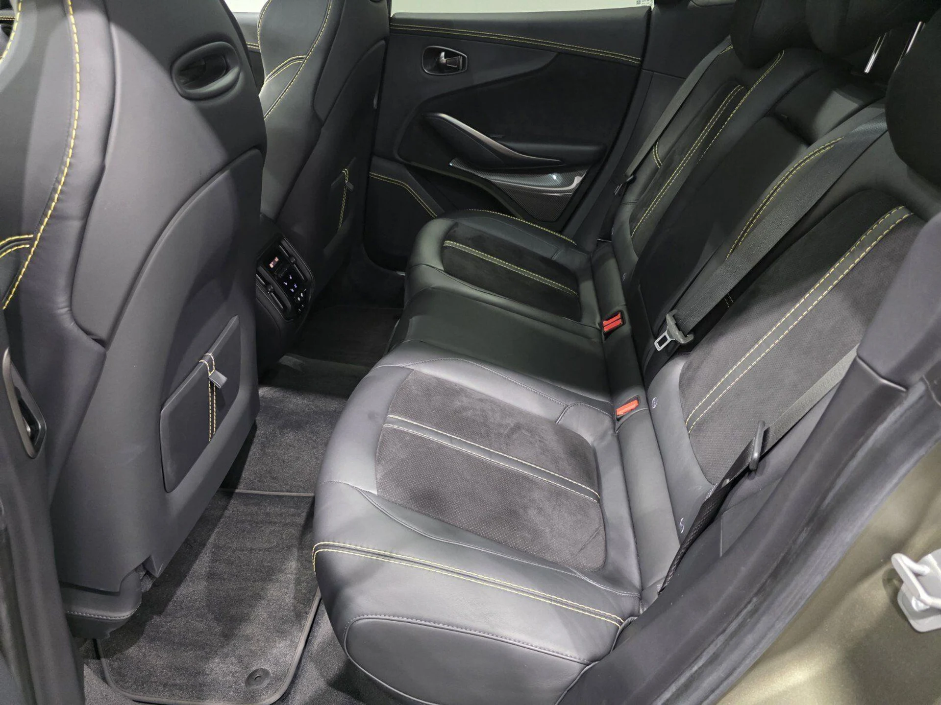 mph018_2125164501_39200c9983c82ac6ba7b8b083f7d7731_6384d6a139