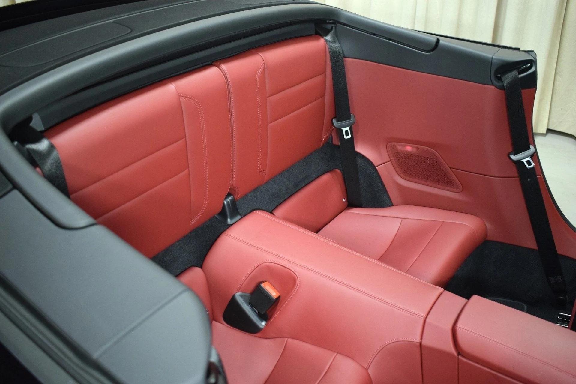 mph018_2126563081_722aa18c5ab4443e56c987346c712227x_5591d33c8d