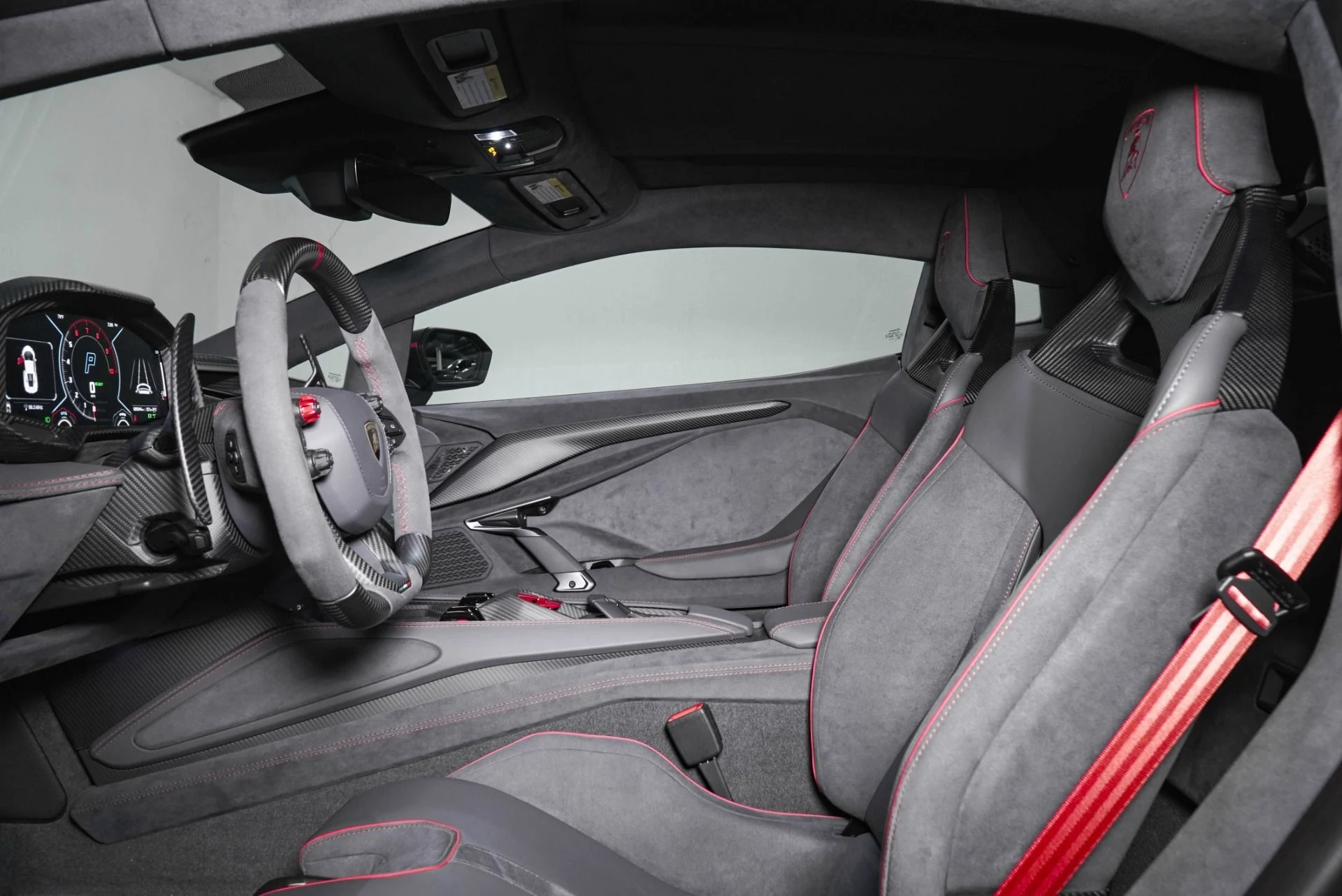 mph018_2127037770_New_2026_Lamborghini_Revuelto_Base_1785345857_d5d1205071