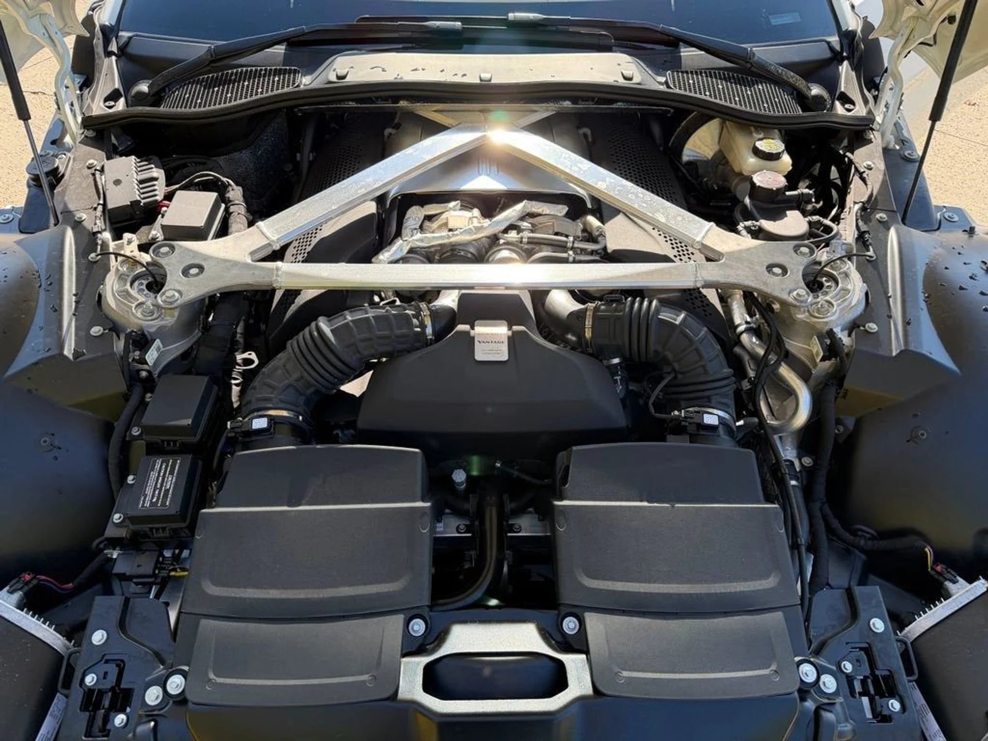 mph018_2135375832_b635d70b490644ec9153b772e627d4ab_8fc62b89d1