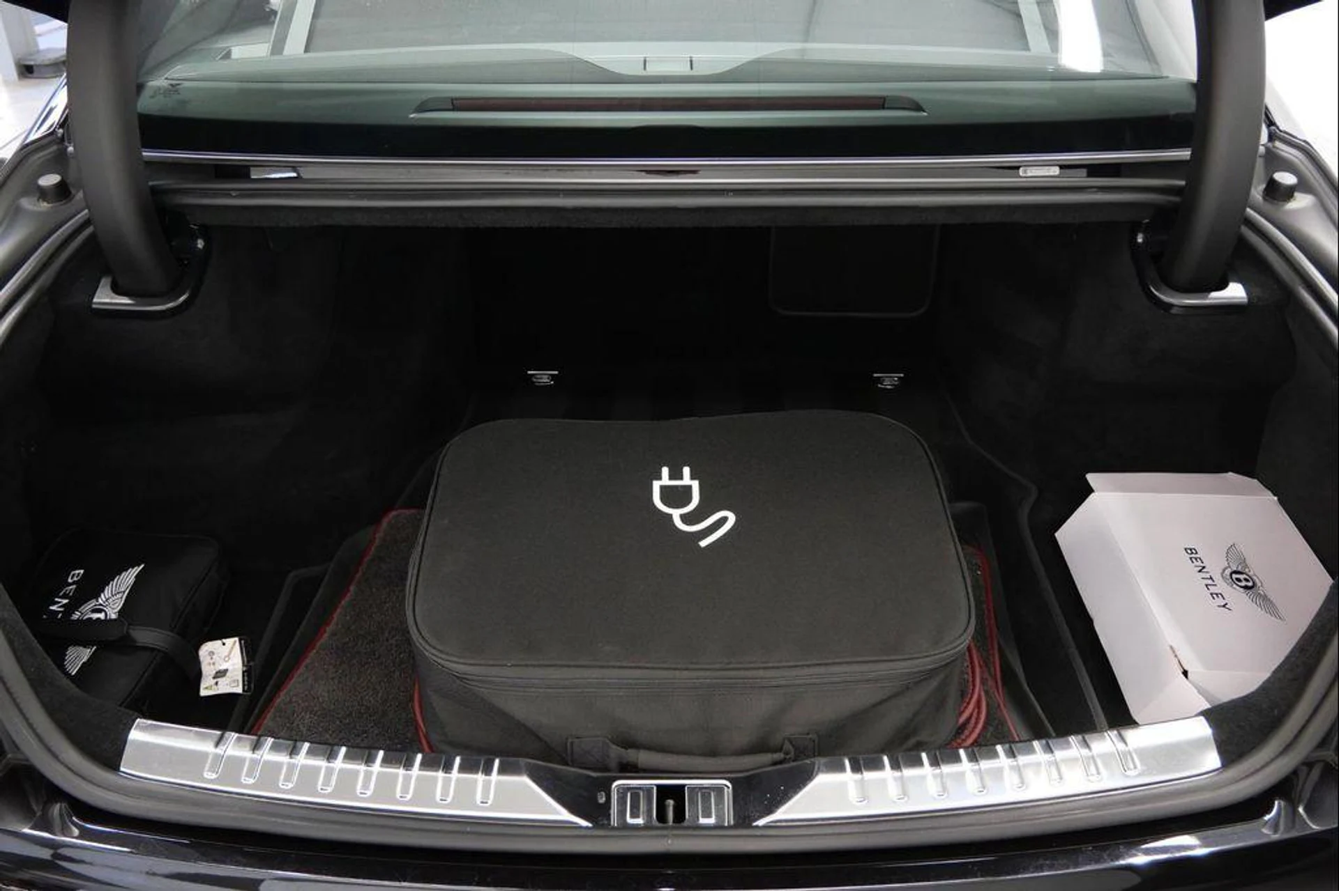 mph018_2136856570_Ev7ixwaso0_JE_3l1_Lv_Une_Ju_Nffd_M_068442190f