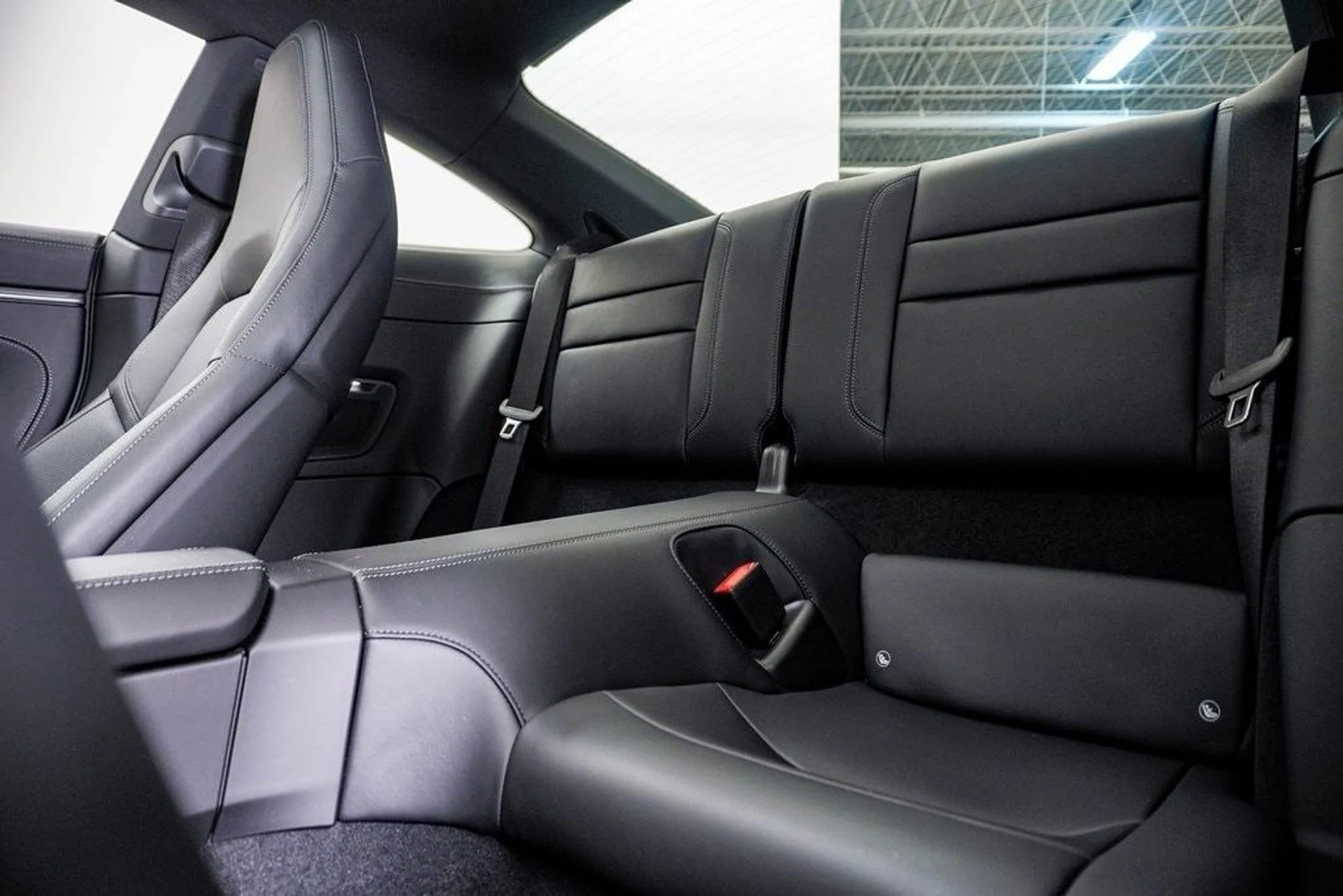 mph018_2138909910_c8f1a3d490c980cd47873ee62d649c98x_2d9284bf03