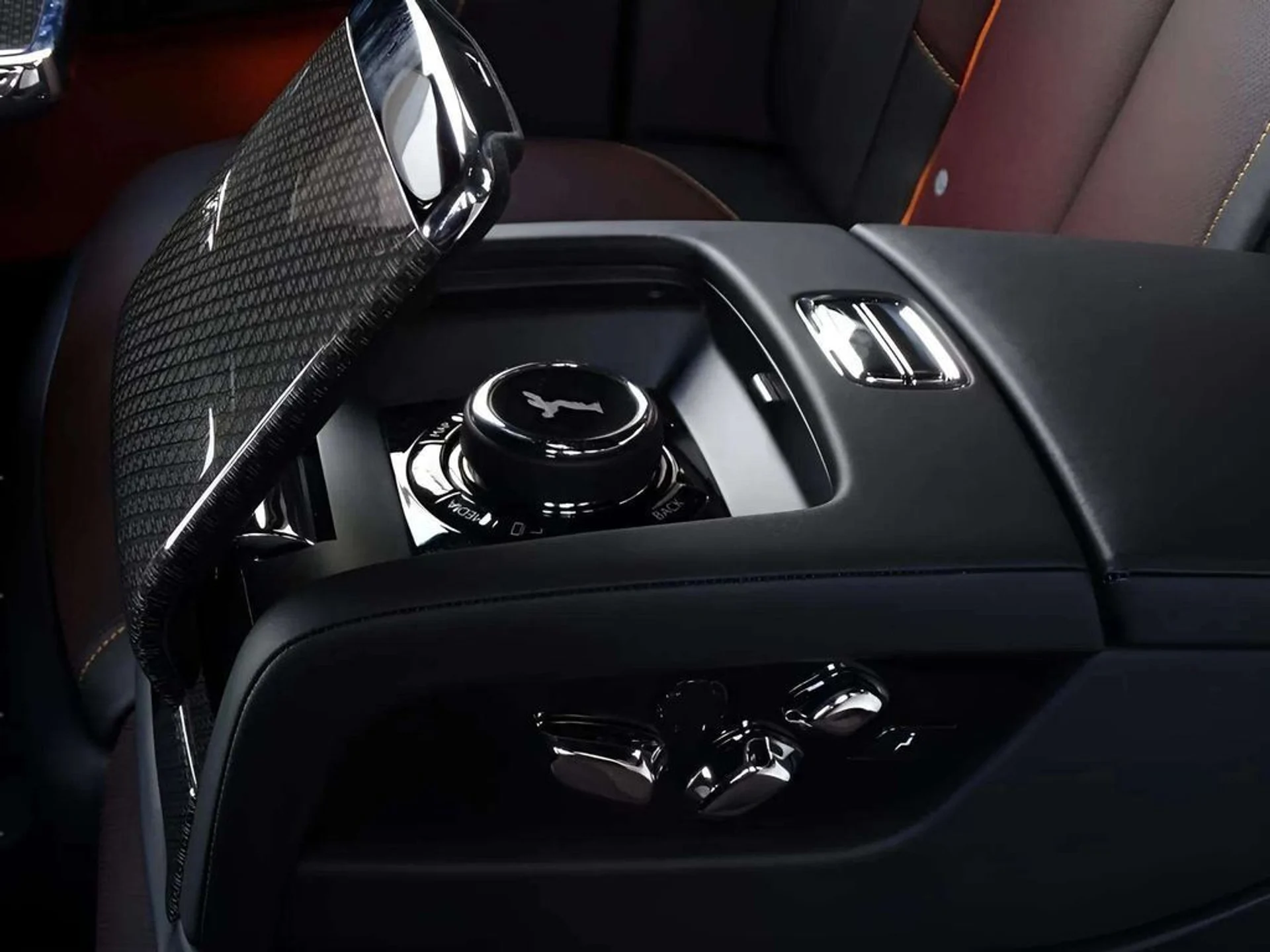 mph018_2139913468_0vfkjk25yf9agbgor48nqtqv332h_4a6565655a