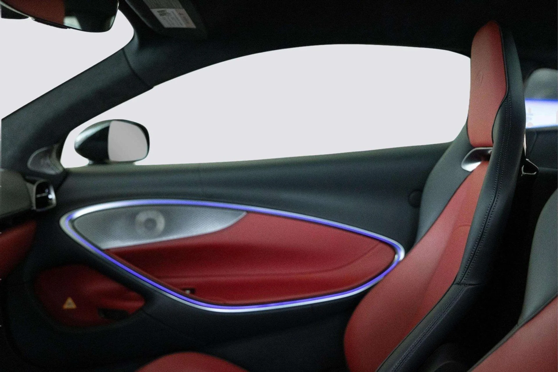 mph018_2142568332_image_19_1a43ce3456