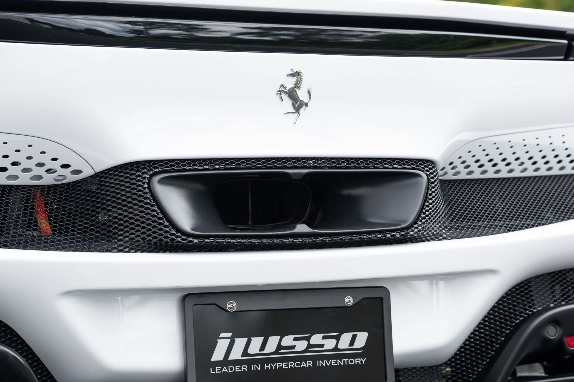 mph018_2144192902_Used_2024_Ferrari_296_GTS_1776964703_8c8b946079